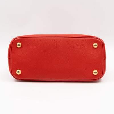 Galleria Small Double Zip Fiery Red Saffiano