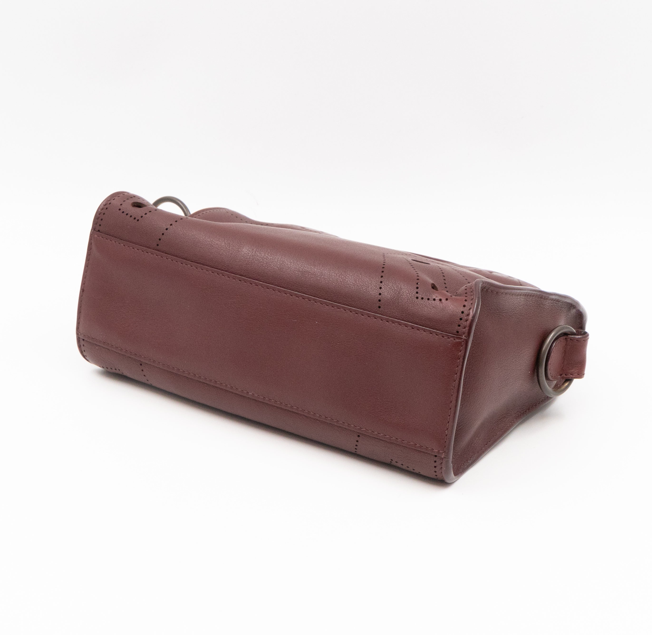 Mini City Blackout Burgundy