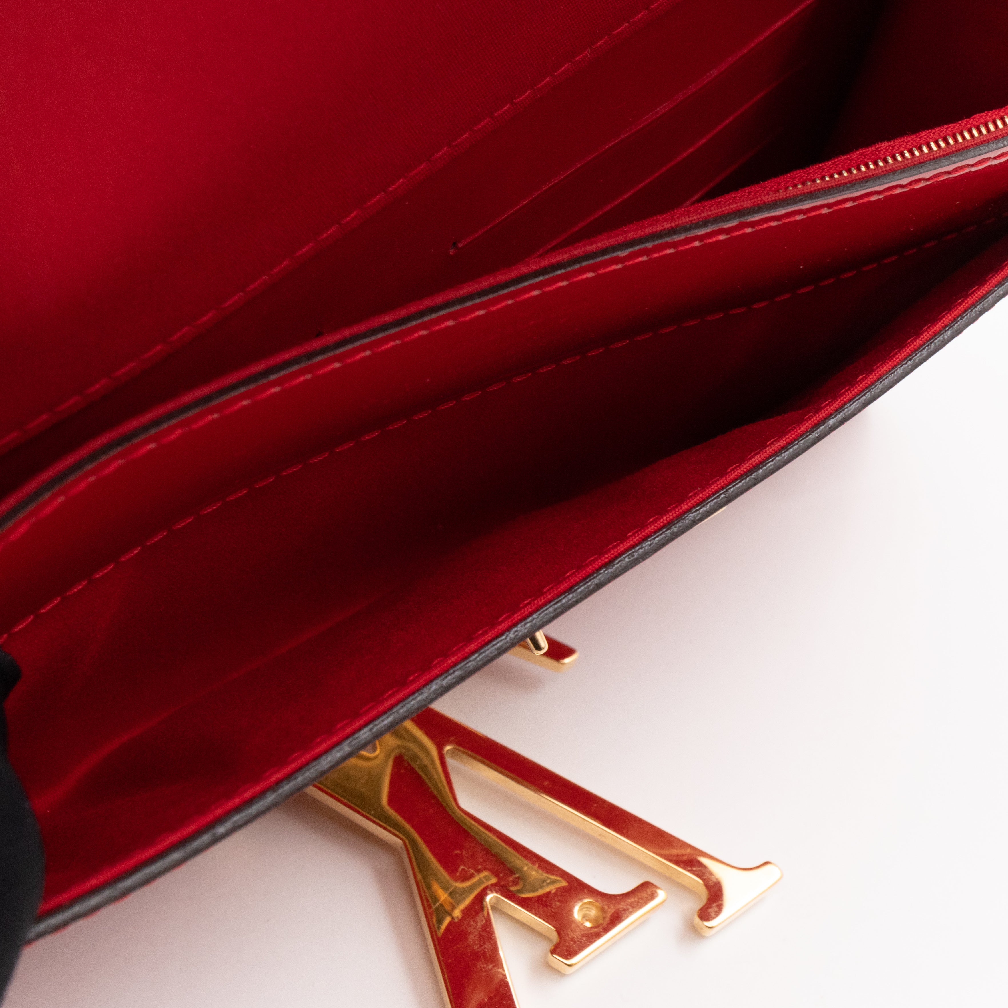 Louise Clutch Red Vernis Gold