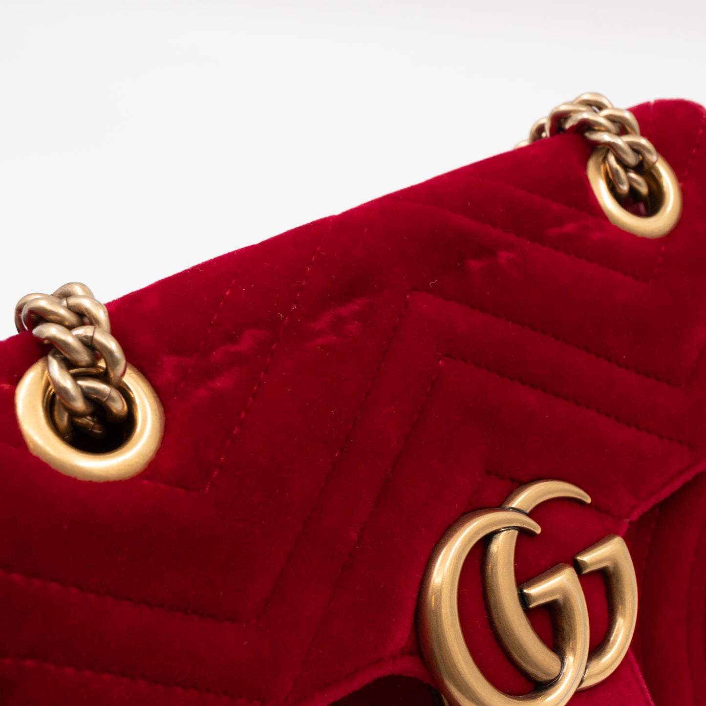 GG Marmont Flap Mini Red Velvet Aged Gold