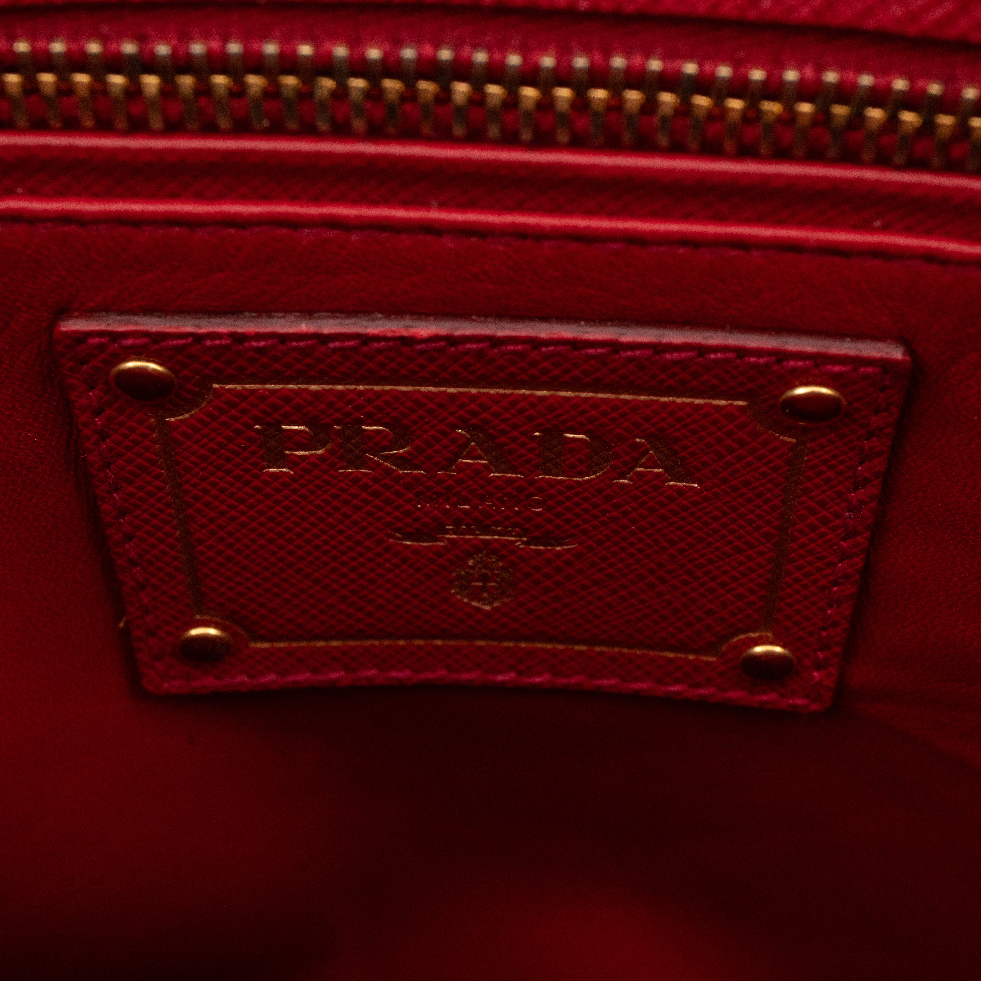 Double Handle Tote Bag Fuoco Red Saffiano Lux