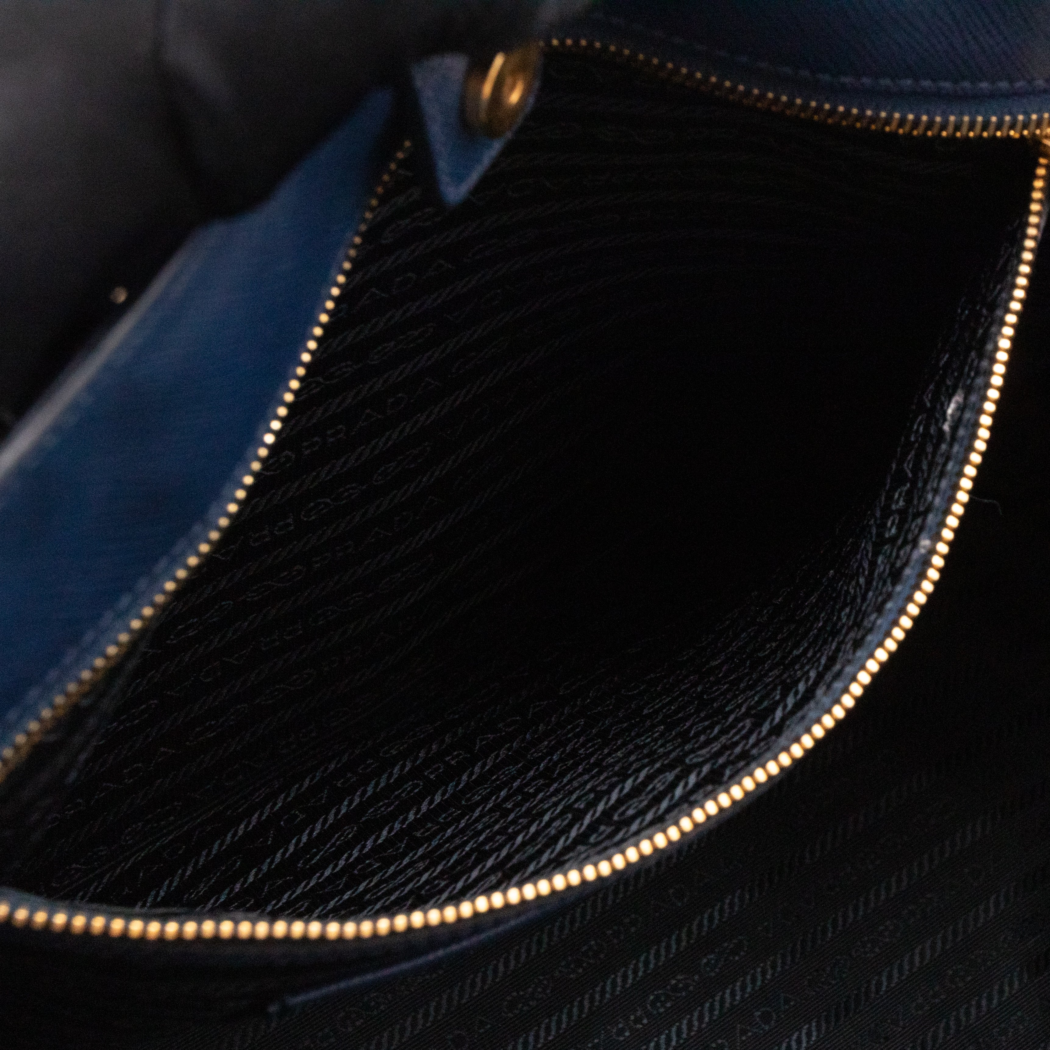 Galleria Tote Bag Blue Saffiano