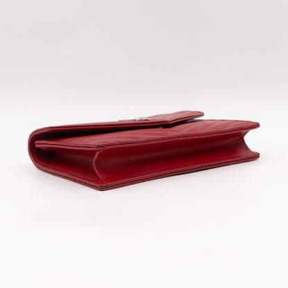 Cassandre Envelope Chain Wallet Red Grained Leather