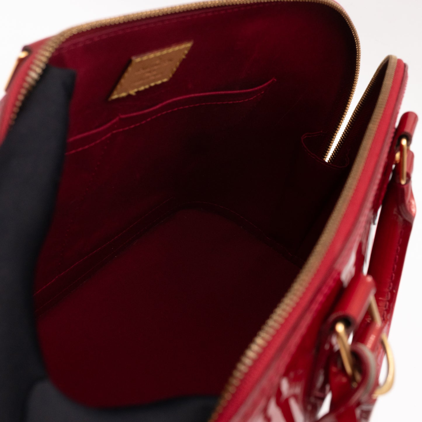 Alma PM Vernis Red with Shoulder Strap