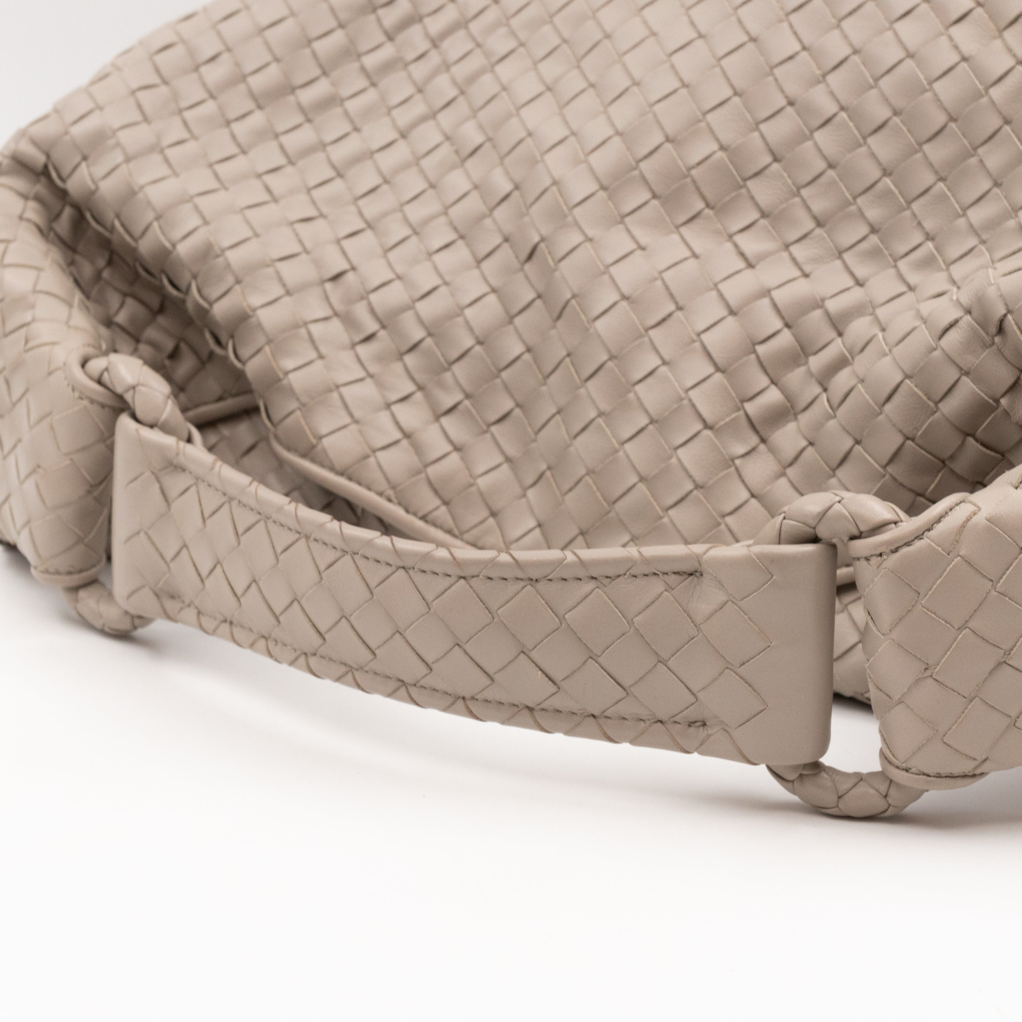 Sloane Hobo Bag Intrecciato Light Grey Leather