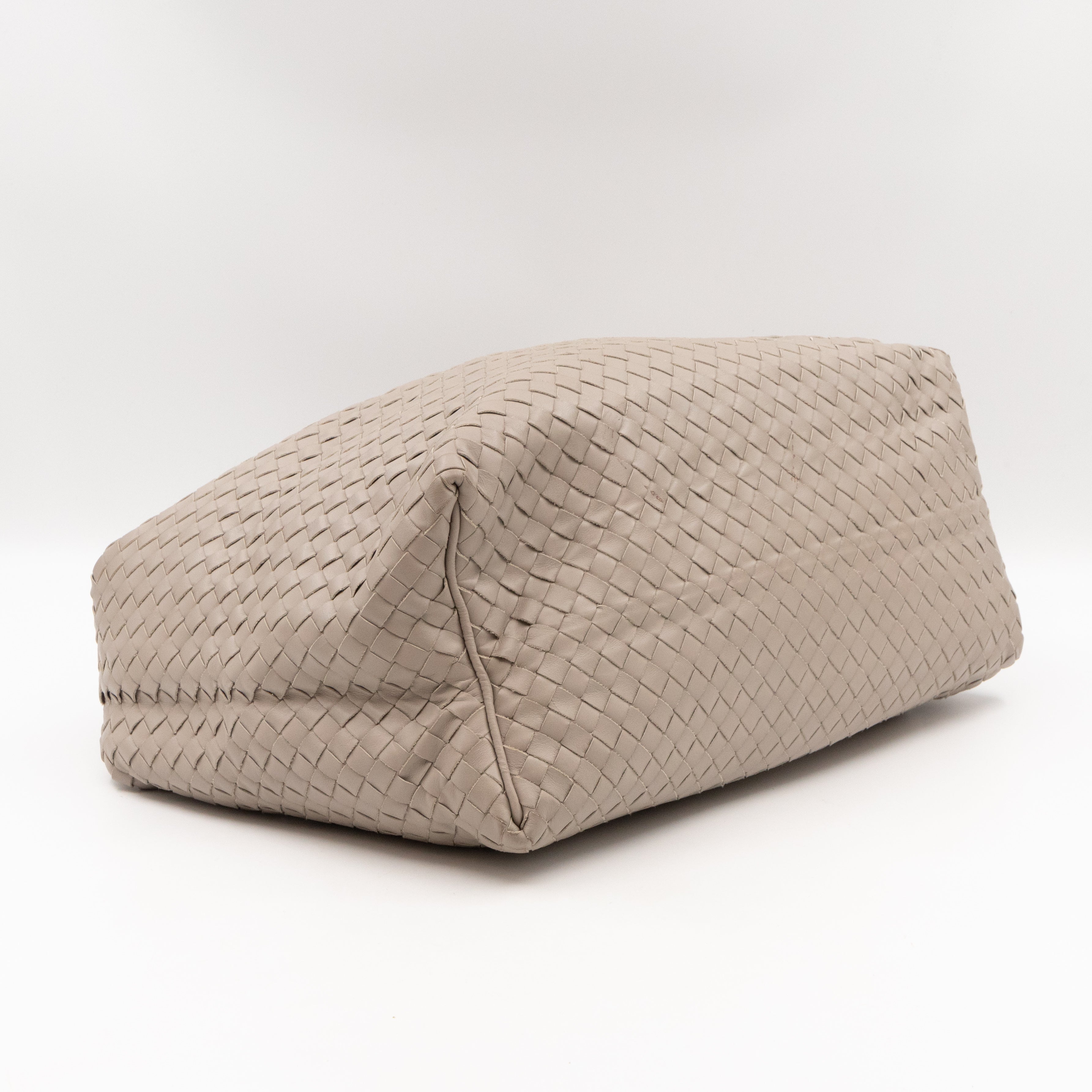 Sloane Hobo Bag Intrecciato Light Grey Leather