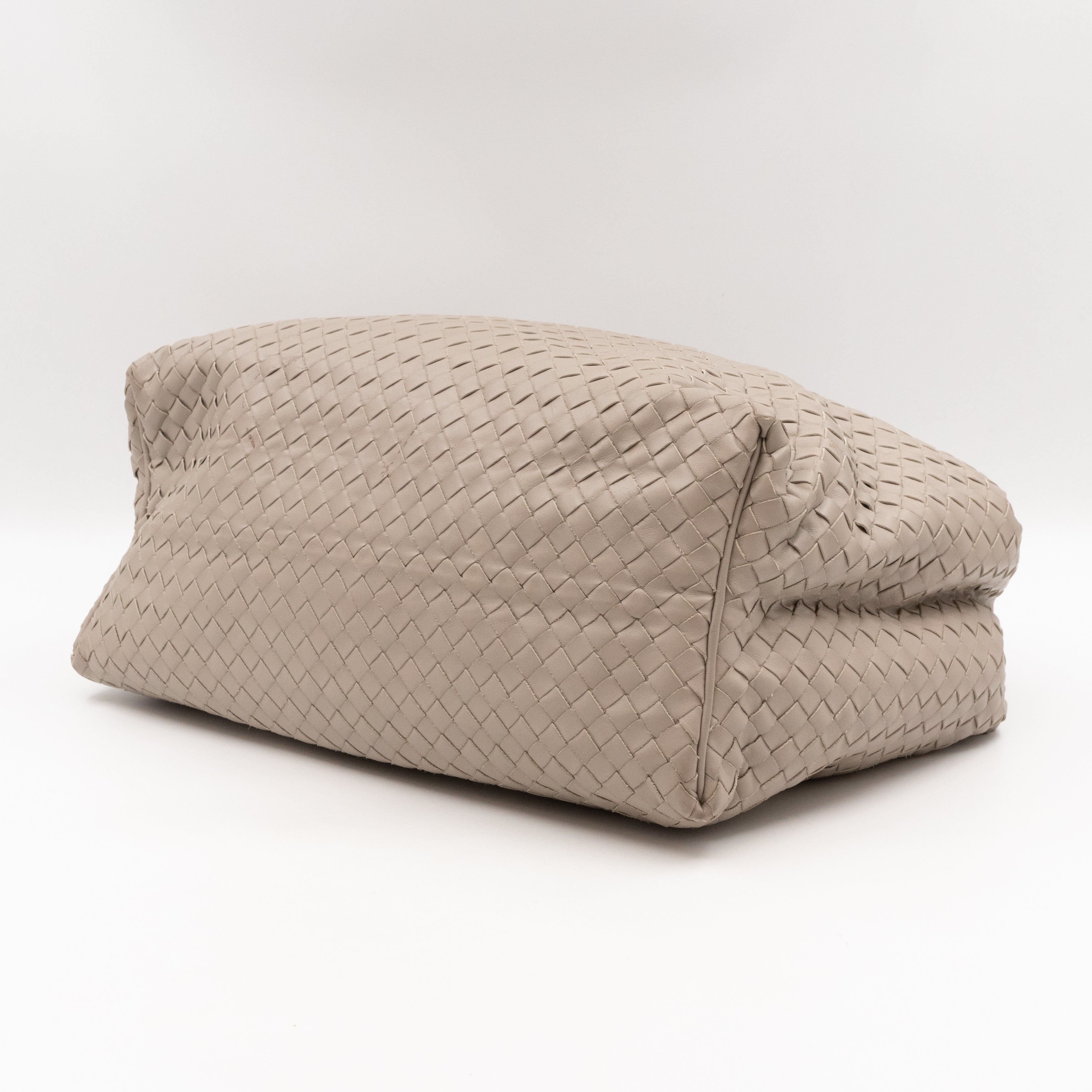 Sloane Hobo Bag Intrecciato Light Grey Leather