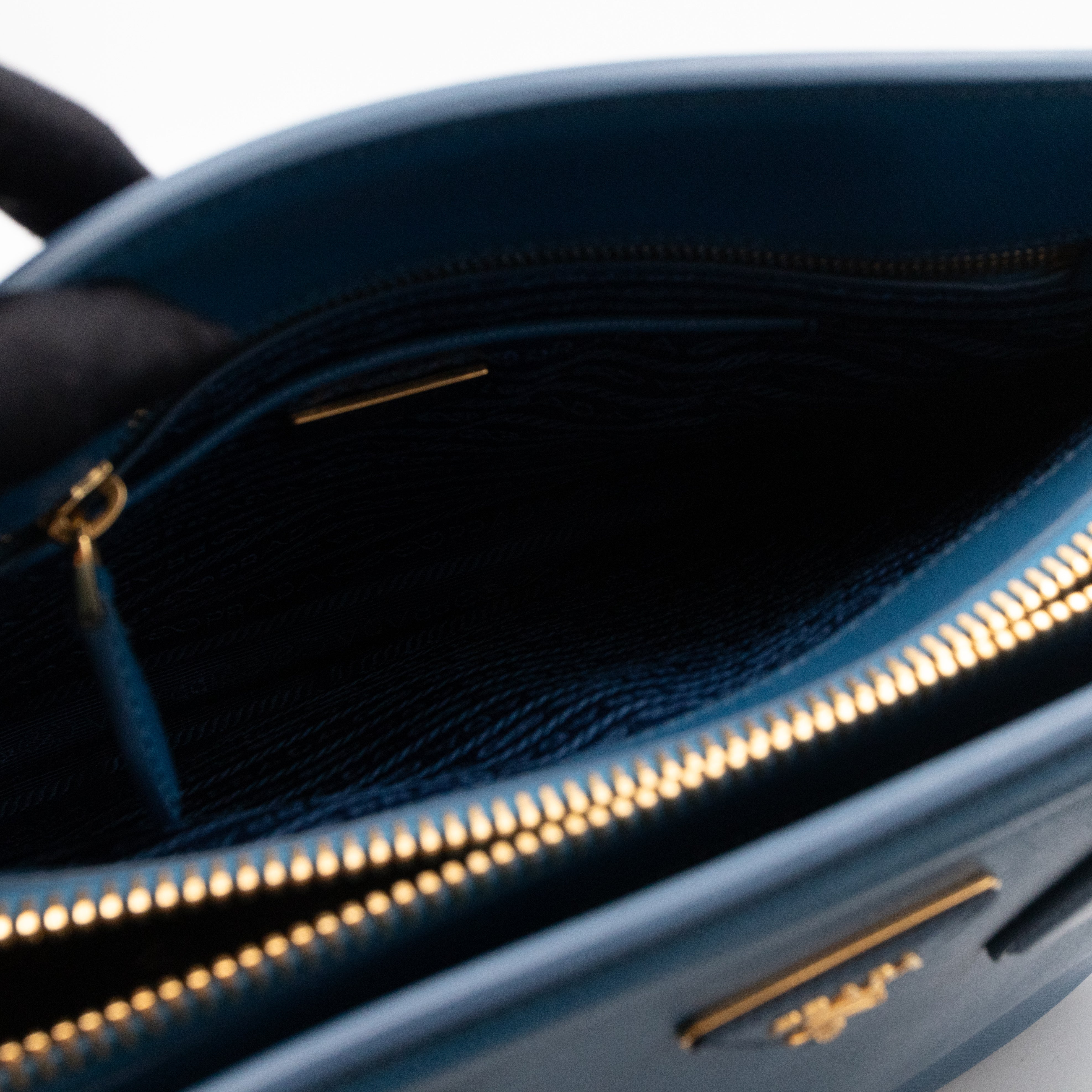 Parabole Tote Gobalt Blue Saffiano Lux Leather