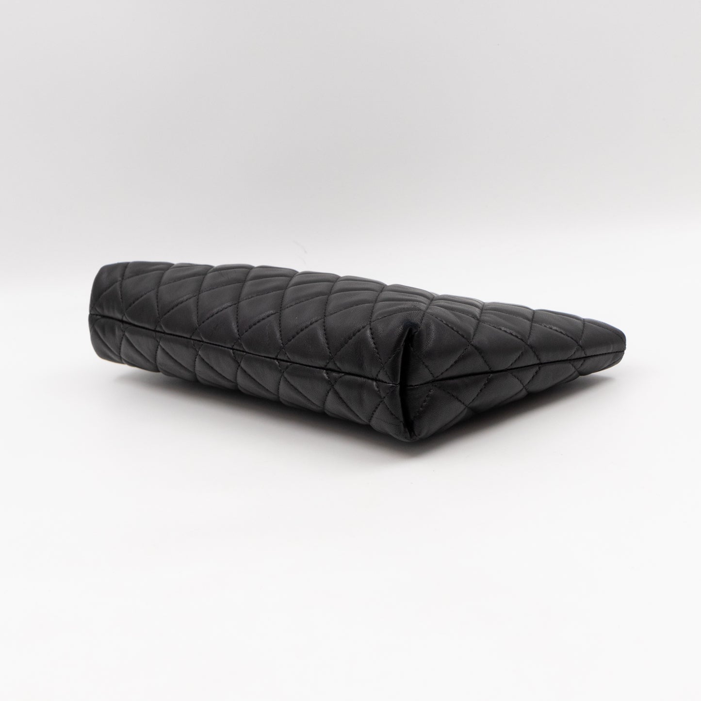 Kiss Lock Clutch Black Quilted Leather