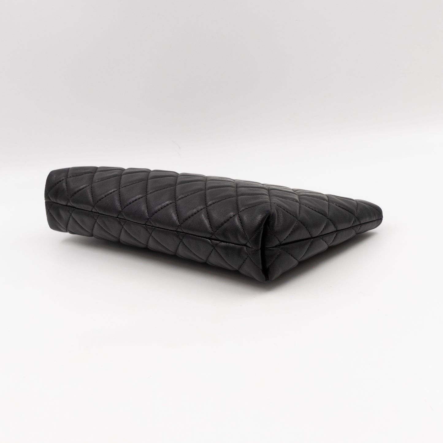 Kiss Lock Clutch Black Quilted Leather