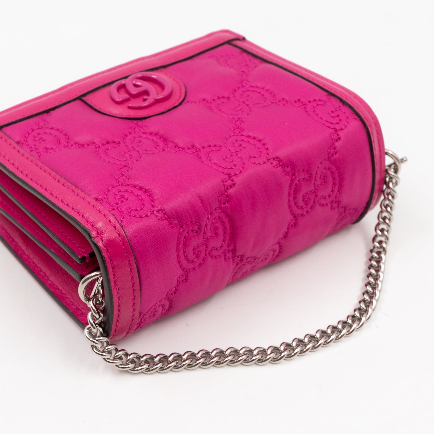 GG Marmont Matelasse Mini Messenger Bag Fuchsia