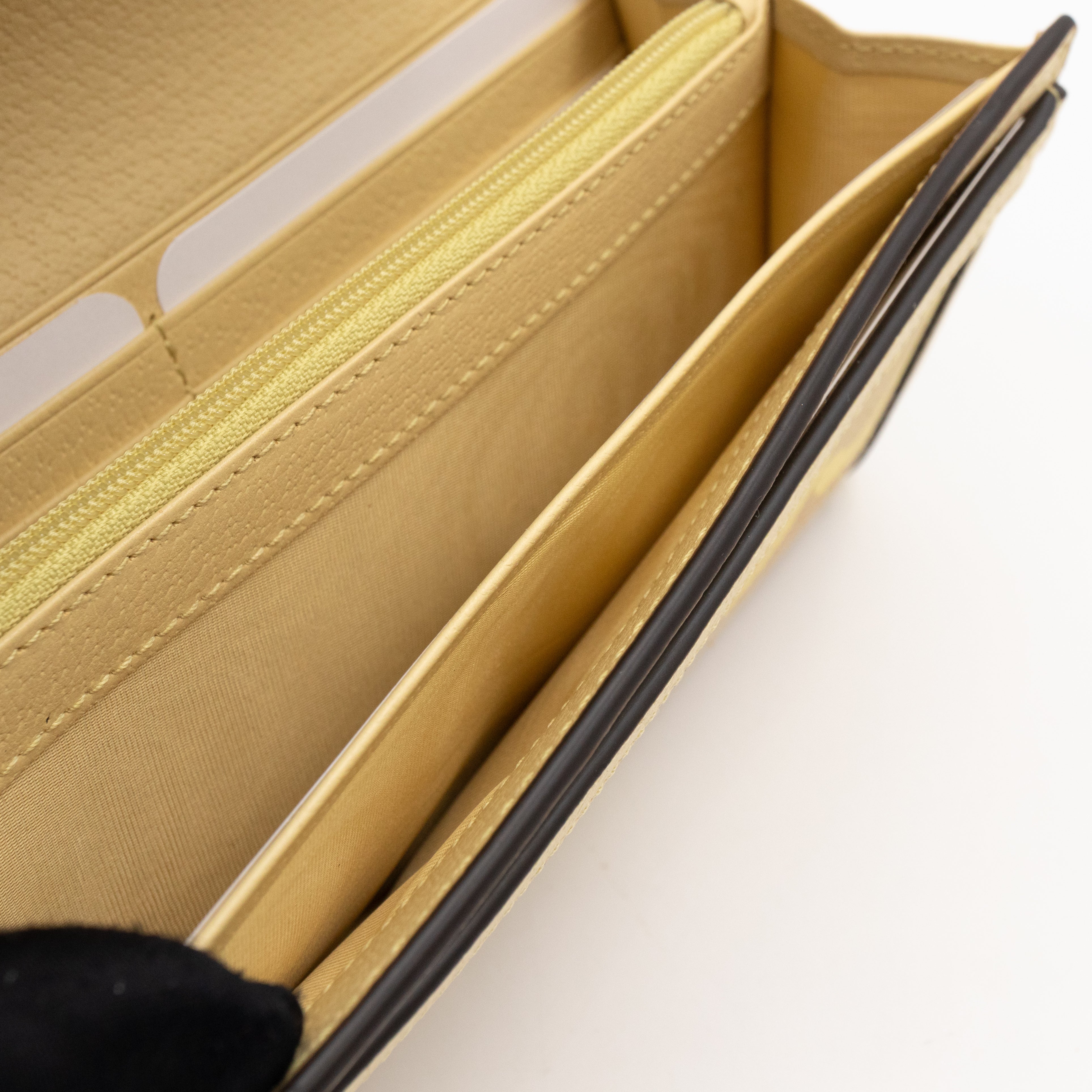 Ophidia Continental Wallet on Chain Yellow
