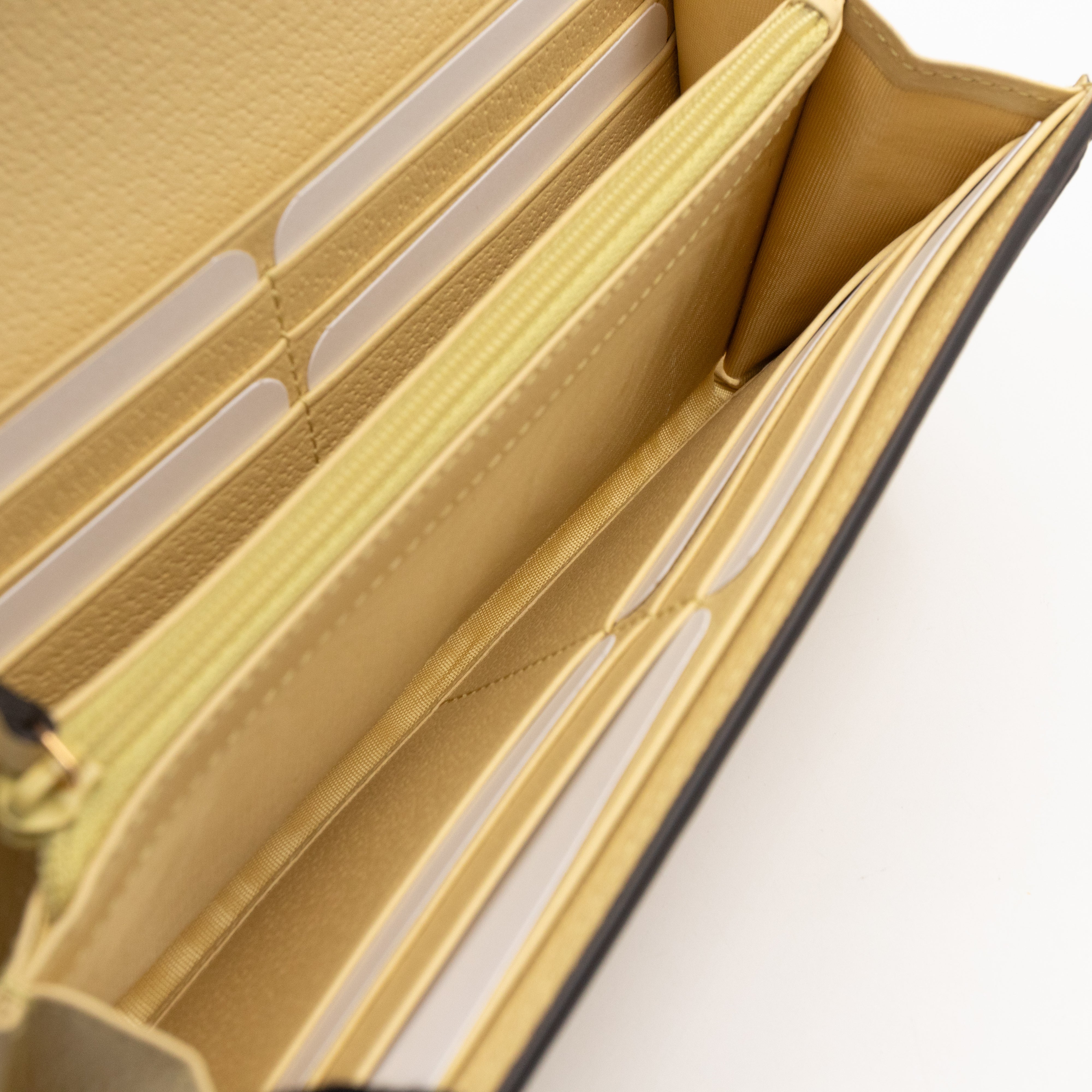 Ophidia Continental Wallet on Chain Yellow