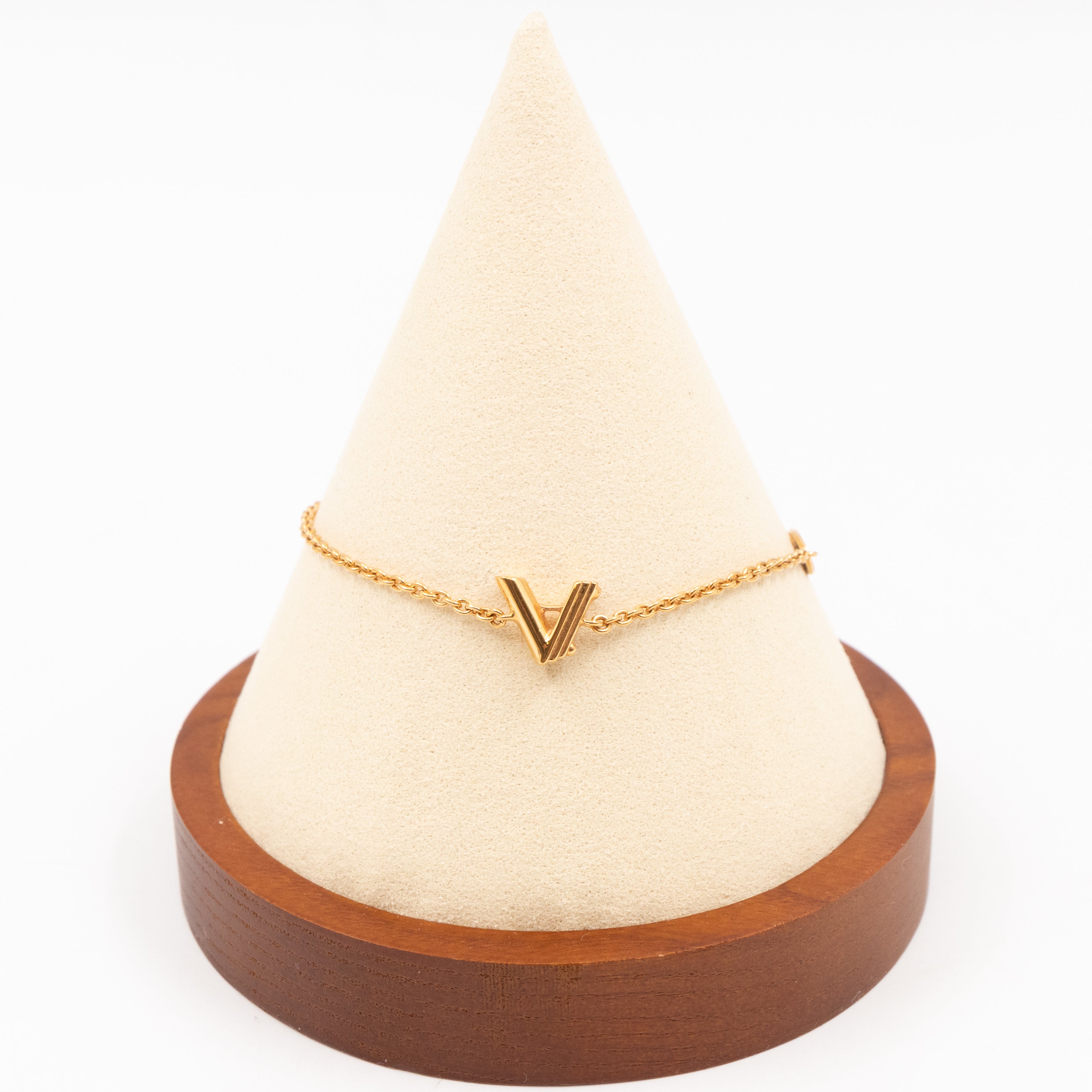 LV & Me Letter Bracelet Gold
