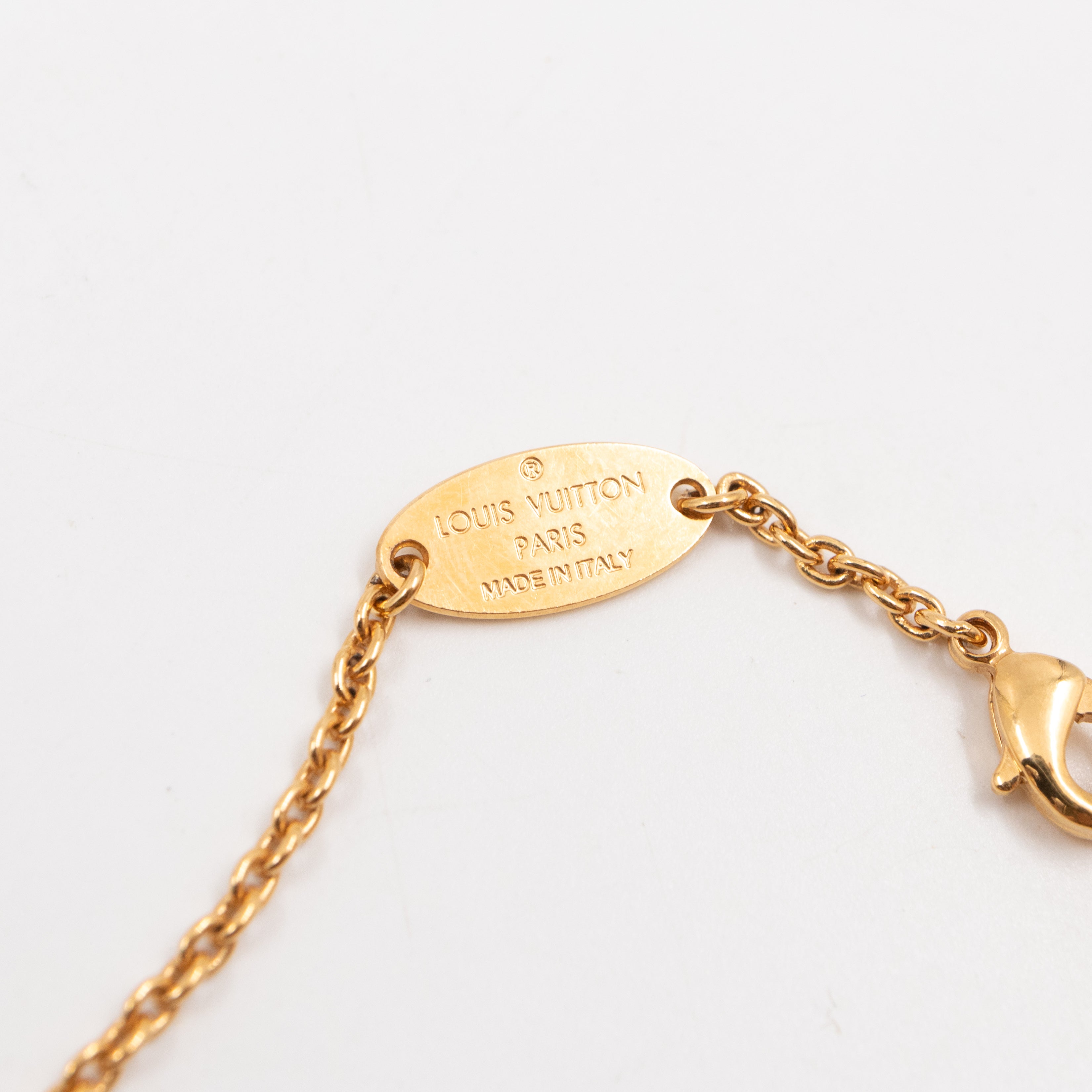 LV & Me Letter Bracelet Gold