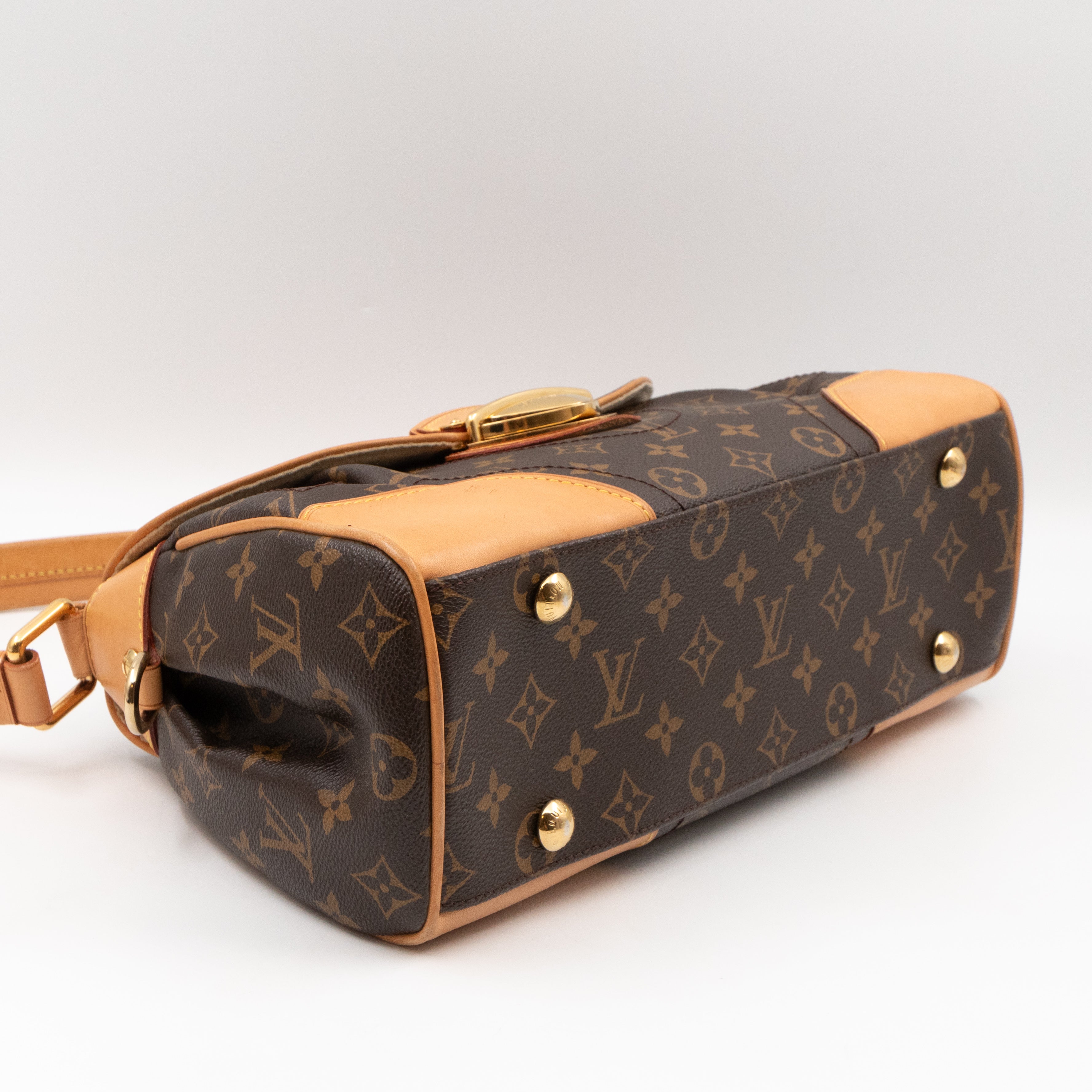 Beverly MM Monogram