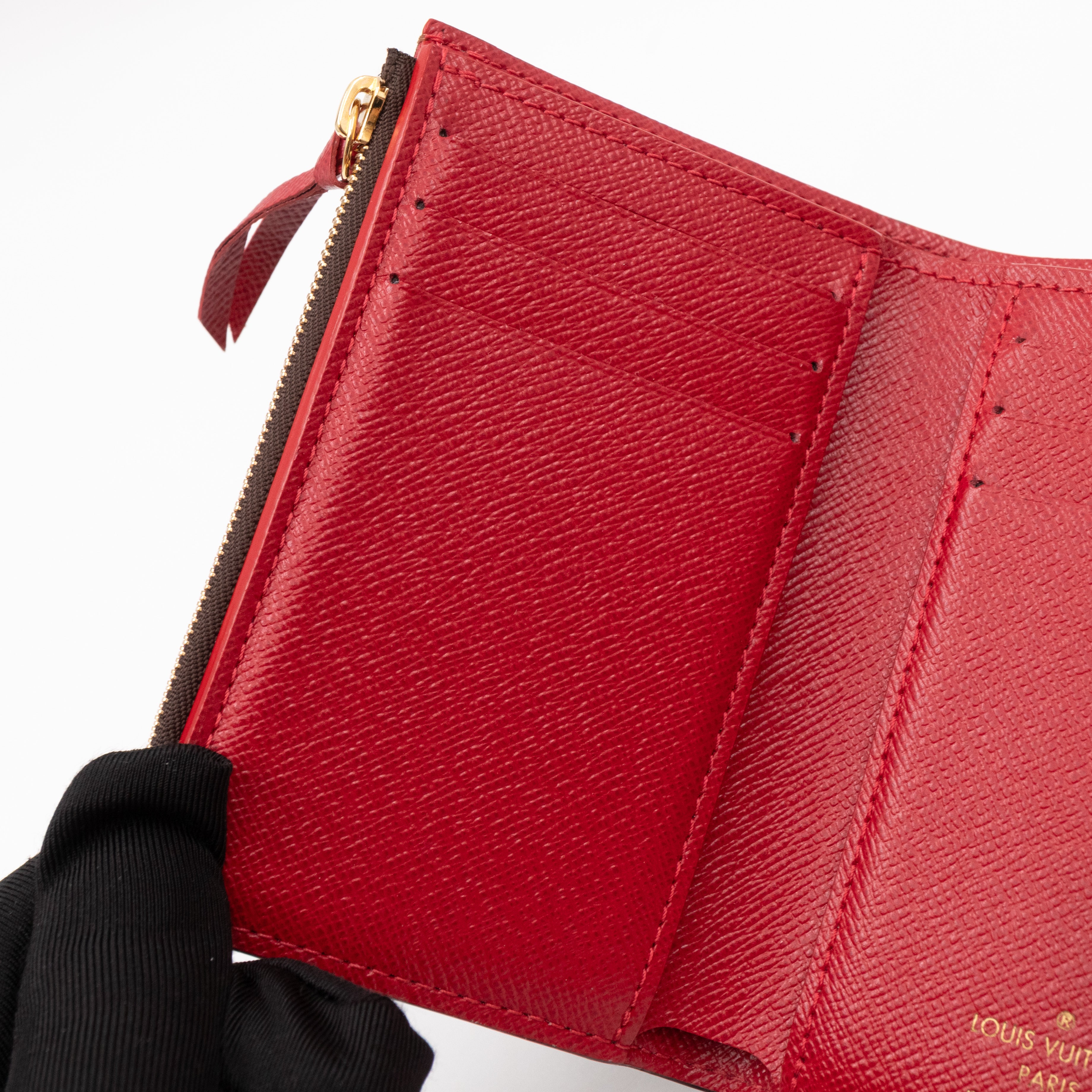 Victorine Wallet Damier Ebene Fuchsia