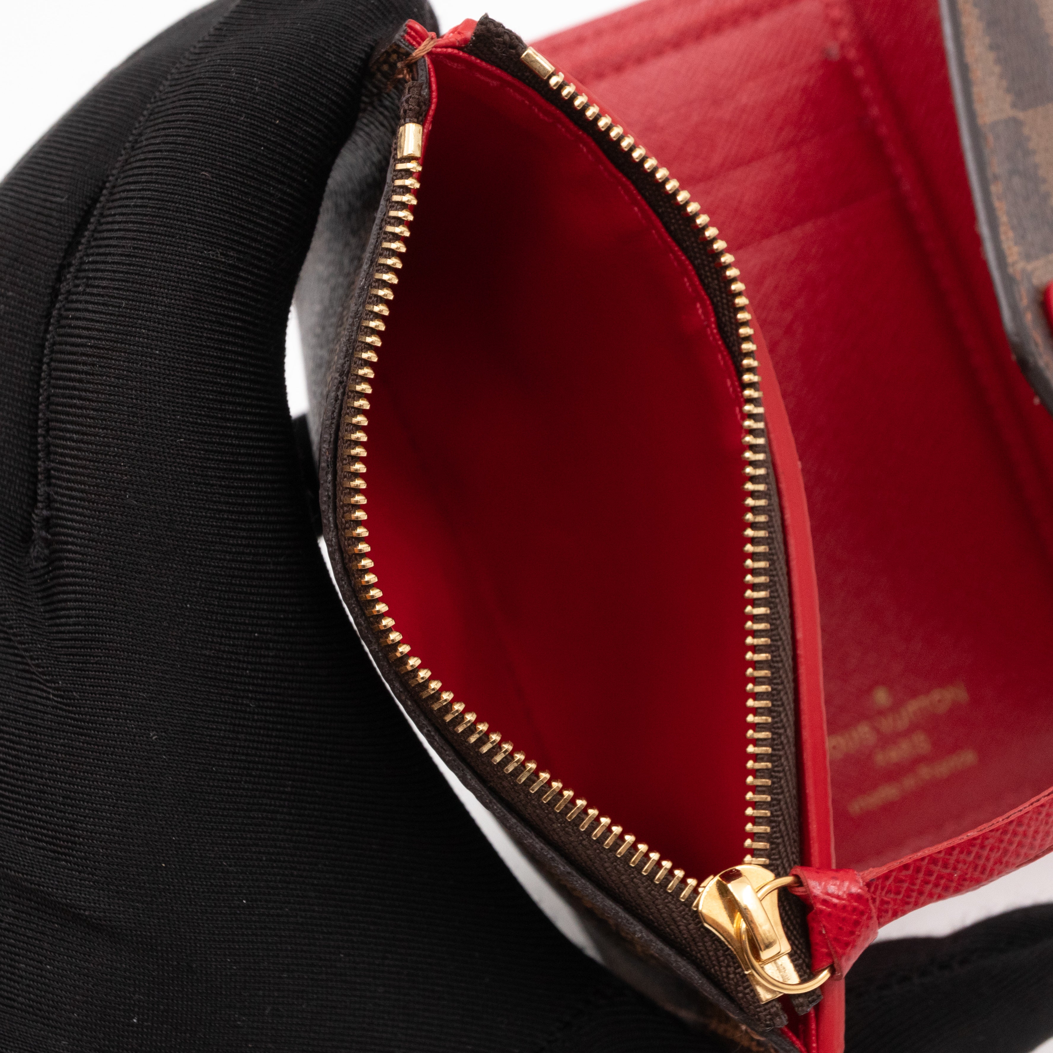 Victorine Wallet Damier Ebene Fuchsia