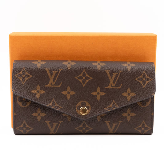 Sarah Wallet Monogram Brown