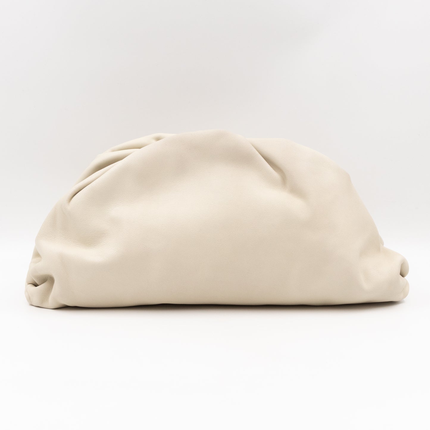 The Pouch Smooth Leather Cream Beige