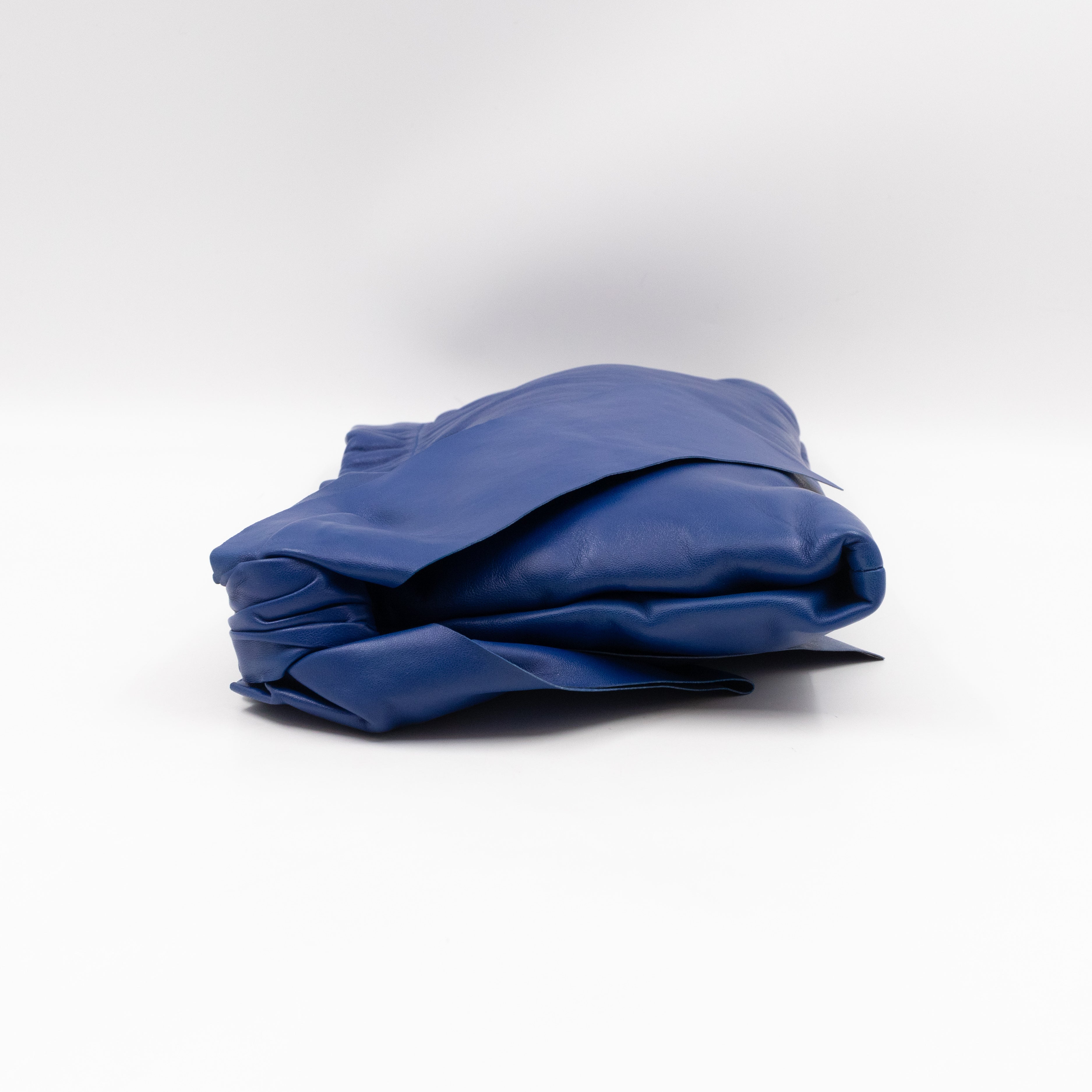 Ribbon Clutch Blue Leather