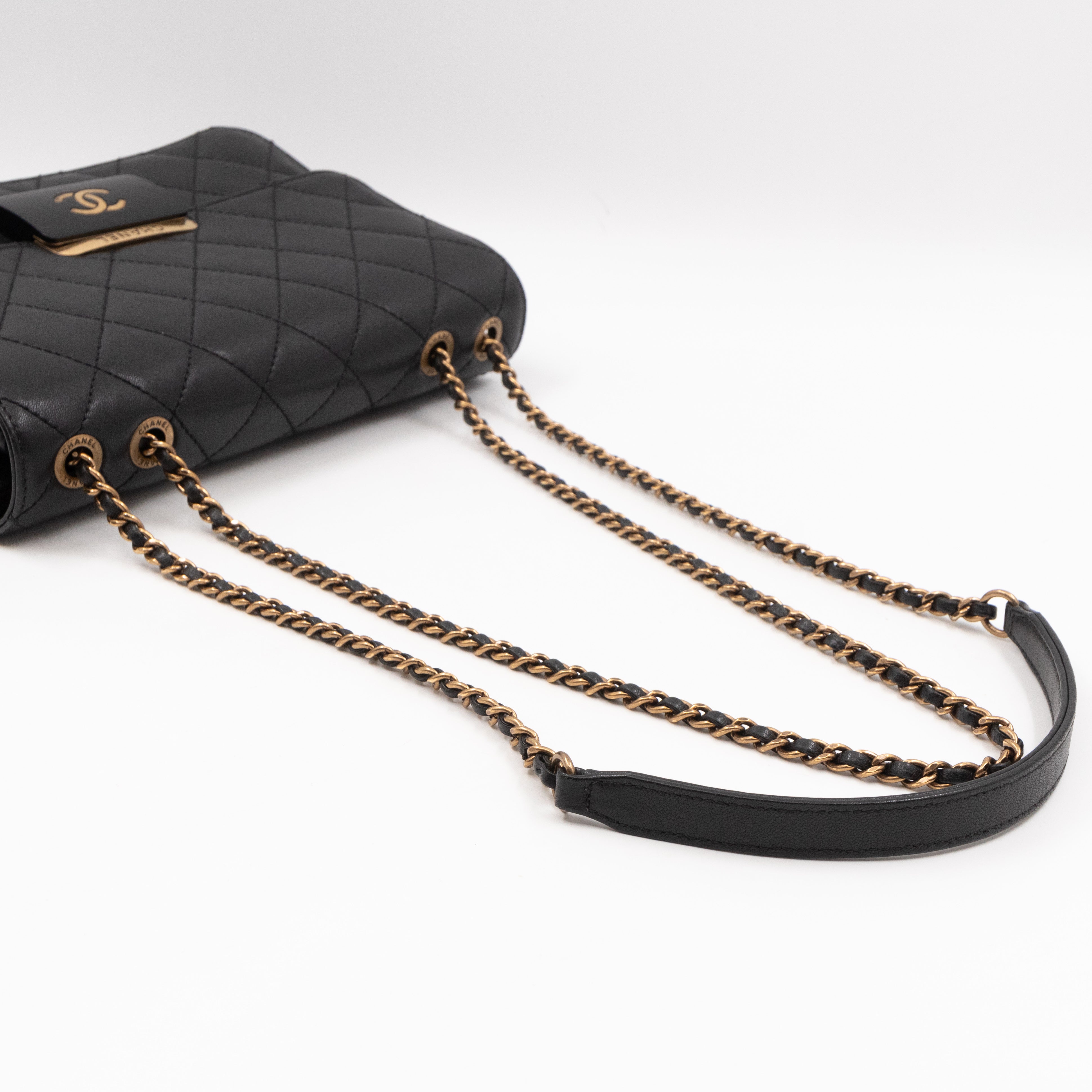 CC Beauty Lock Flap Bag Black Leather