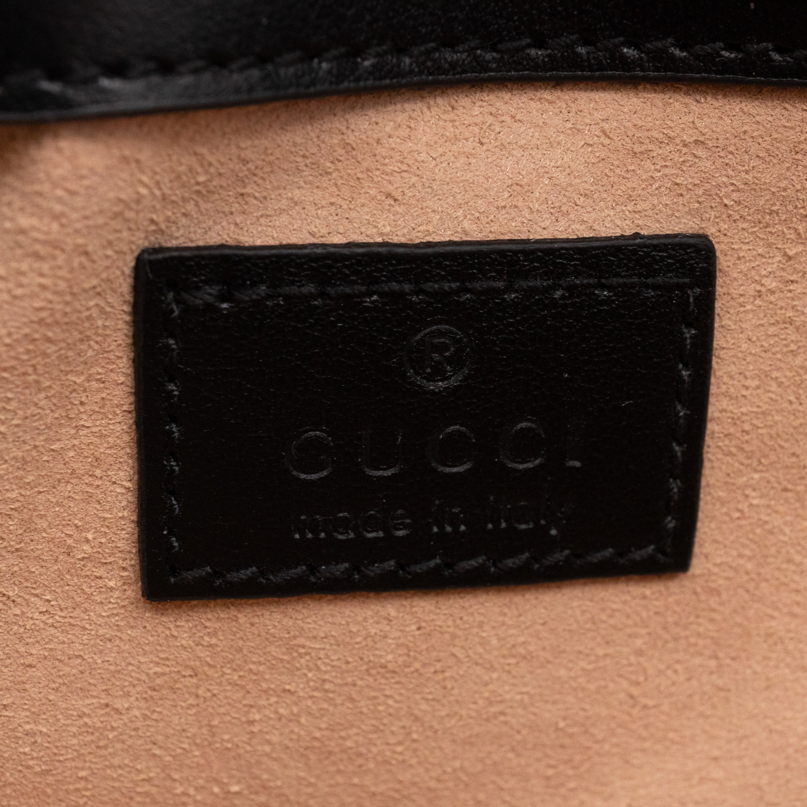 GG Marmont Flap Matelassé Super Mini Black Leather