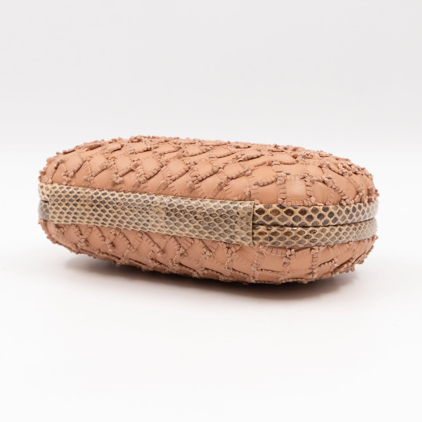 Knot Clutch Beige Intrecciato Leather Python Edge