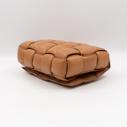 Classic Padded Cassette Caramel Intreccio Leather