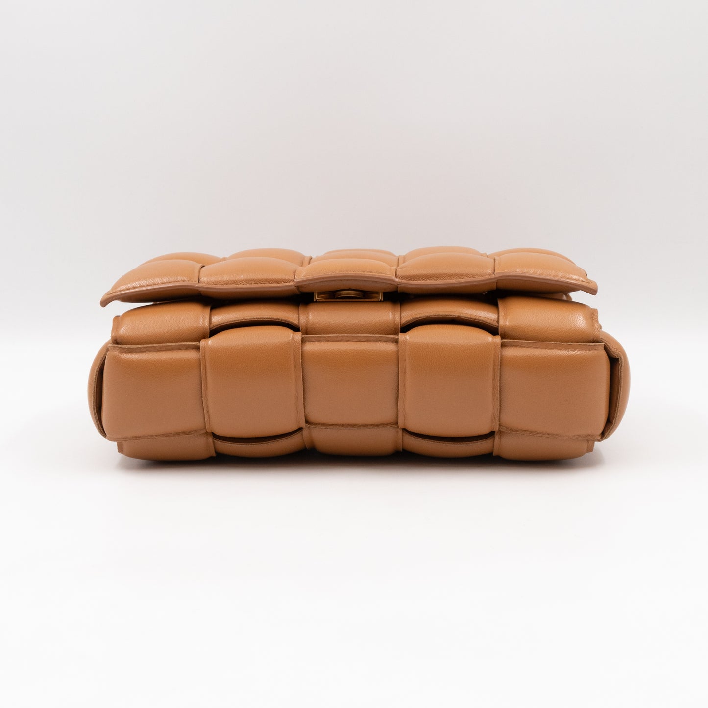 Classic Padded Cassette Caramel Intreccio Leather