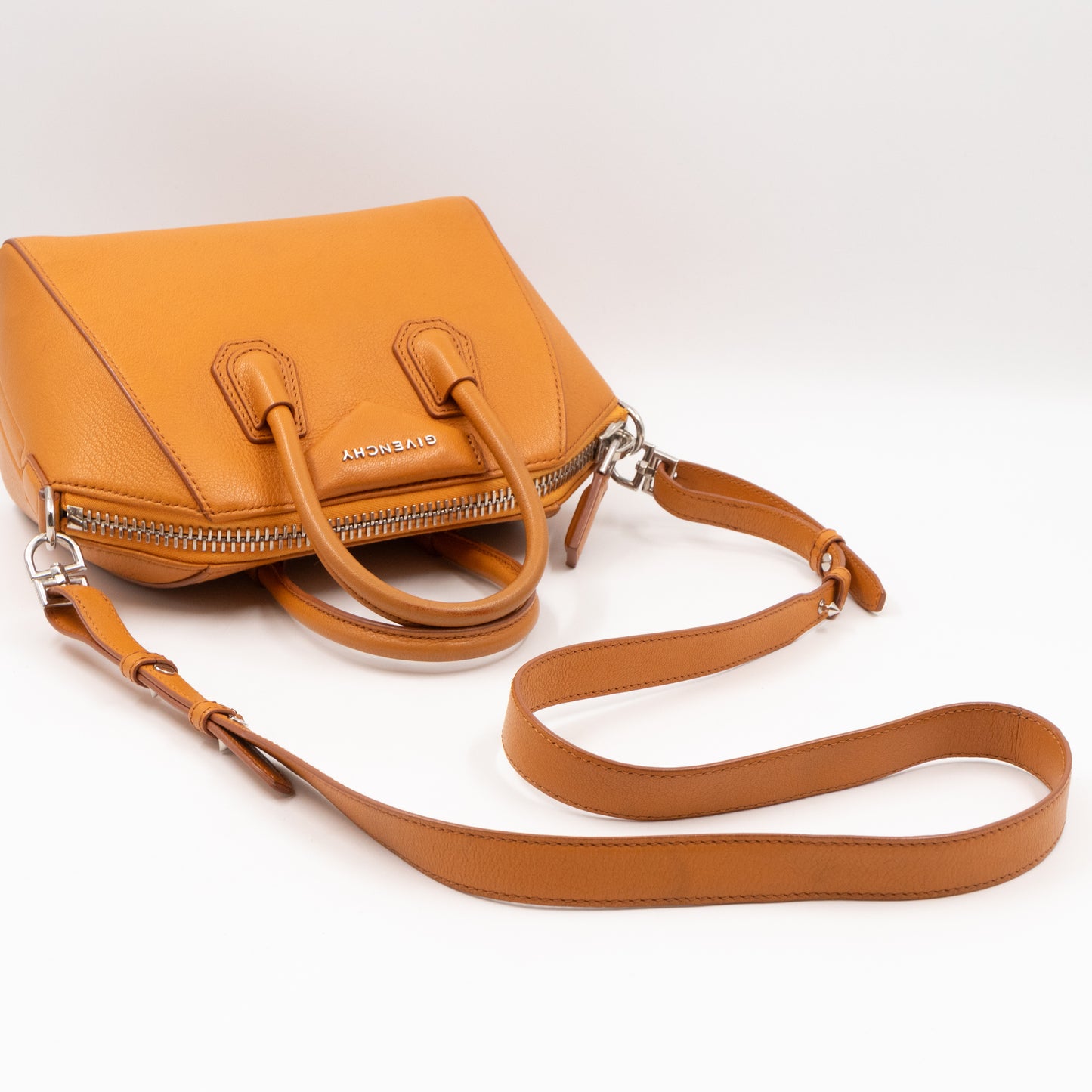 Antigona Mini Orange Leather