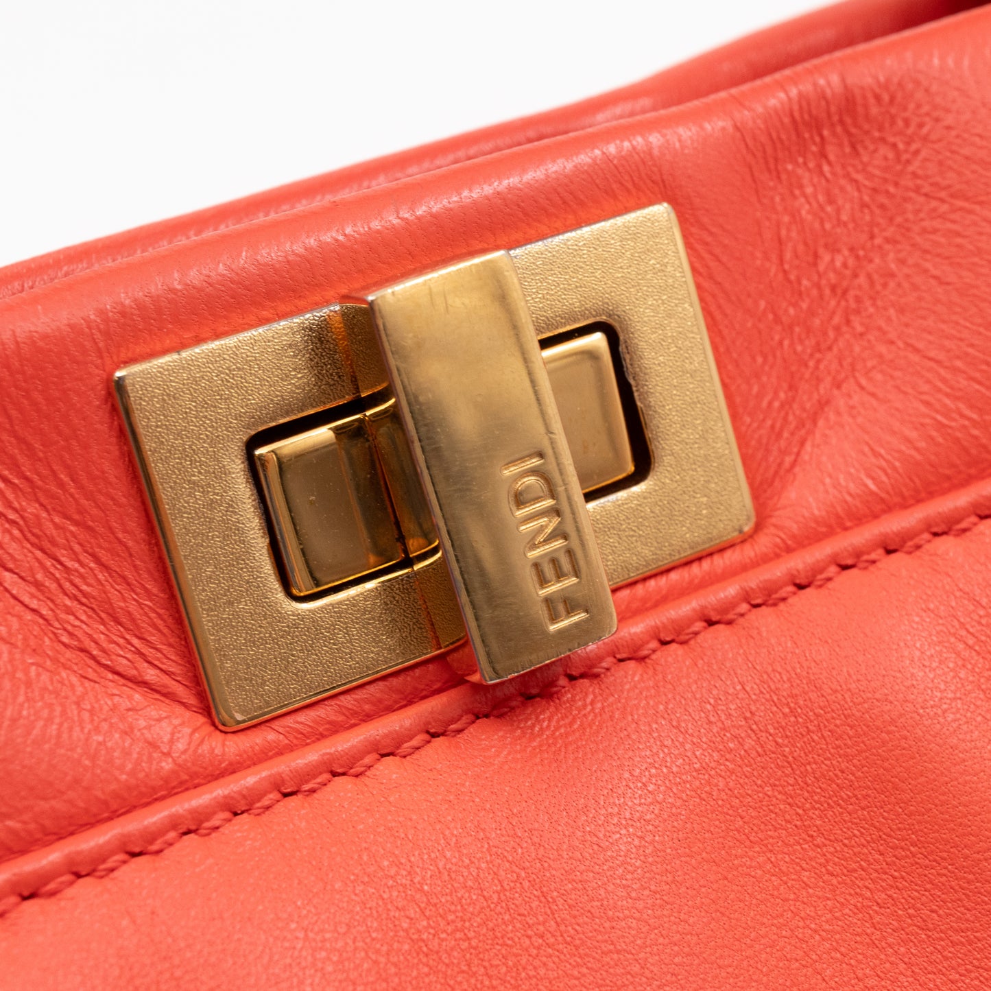 Peekaboo Mini Azalea Leather