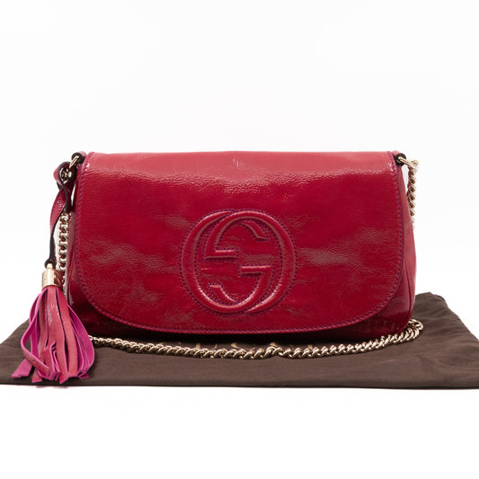 Soho Medium Flap Chain Bag Fuchsia Patent Leather