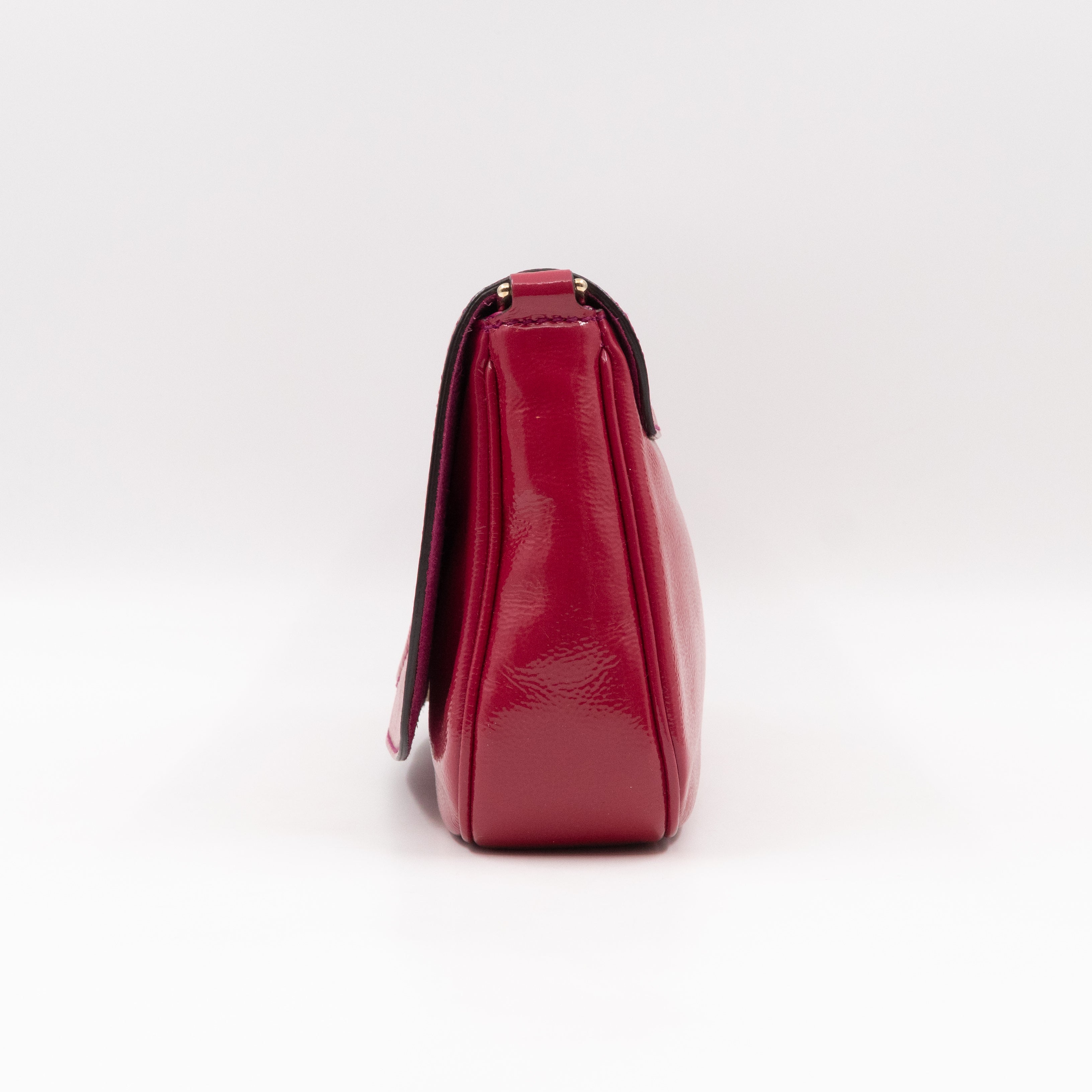 Soho Medium Flap Chain Bag Fuchsia Patent Leather
