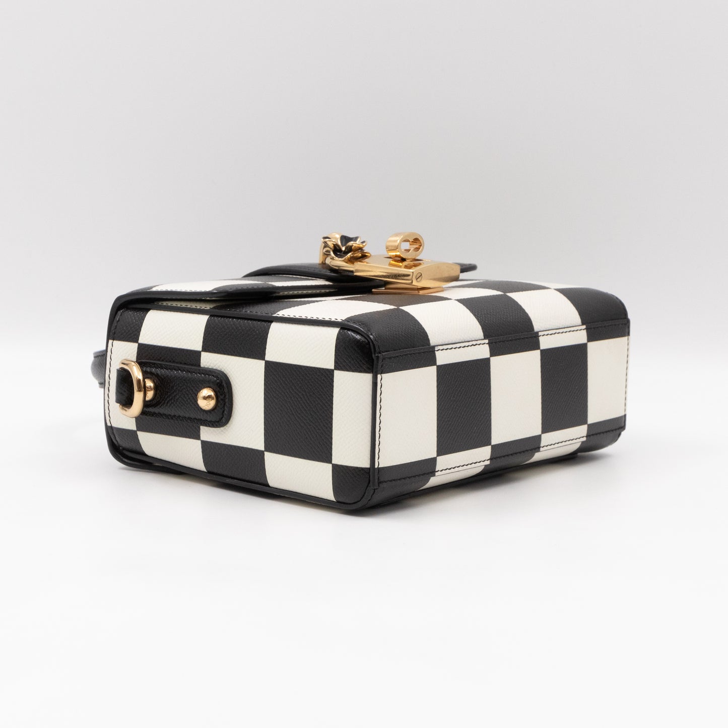 Padlock Flap Bag Black & White Grained Leather