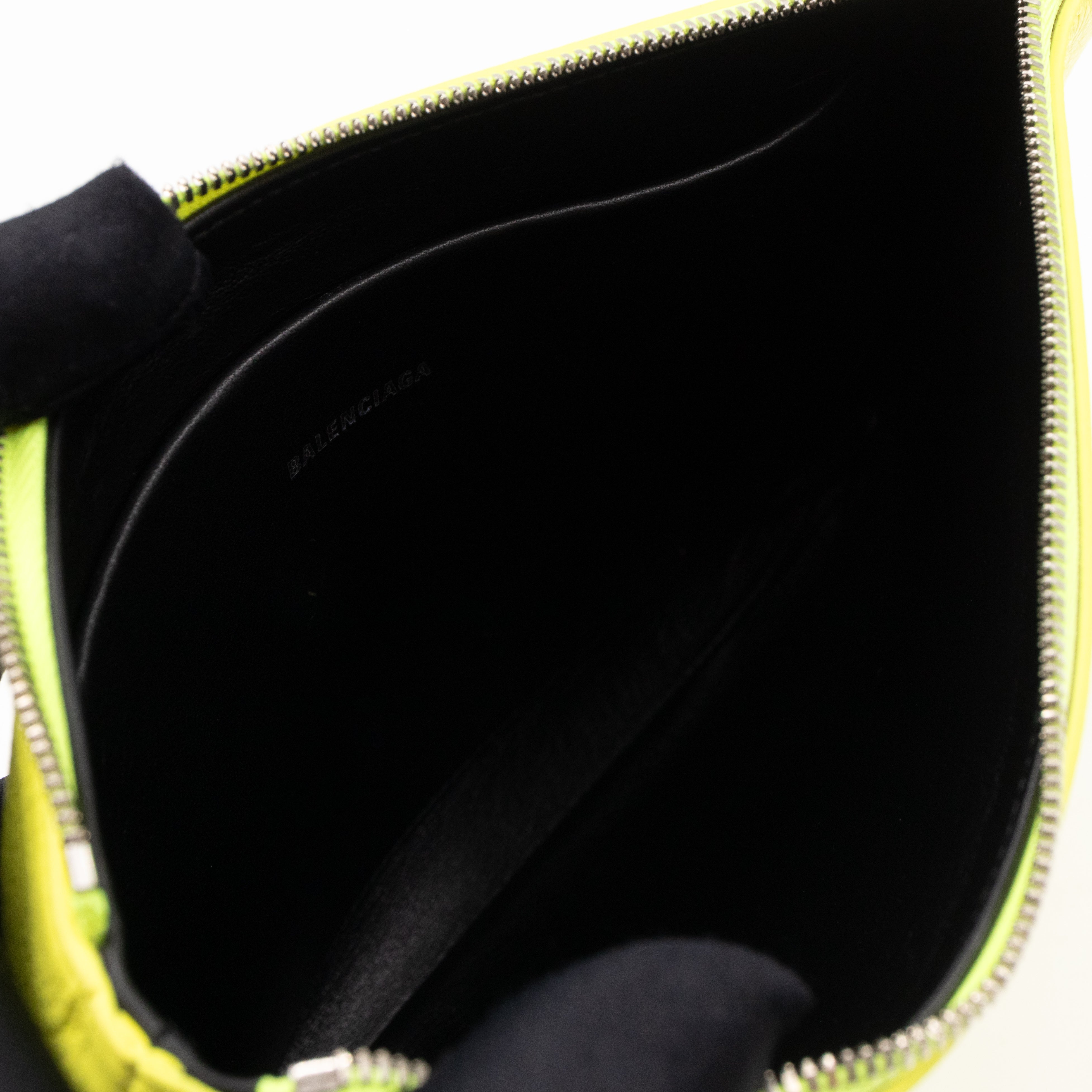 Ville Pouch Fluo Yellow Leather