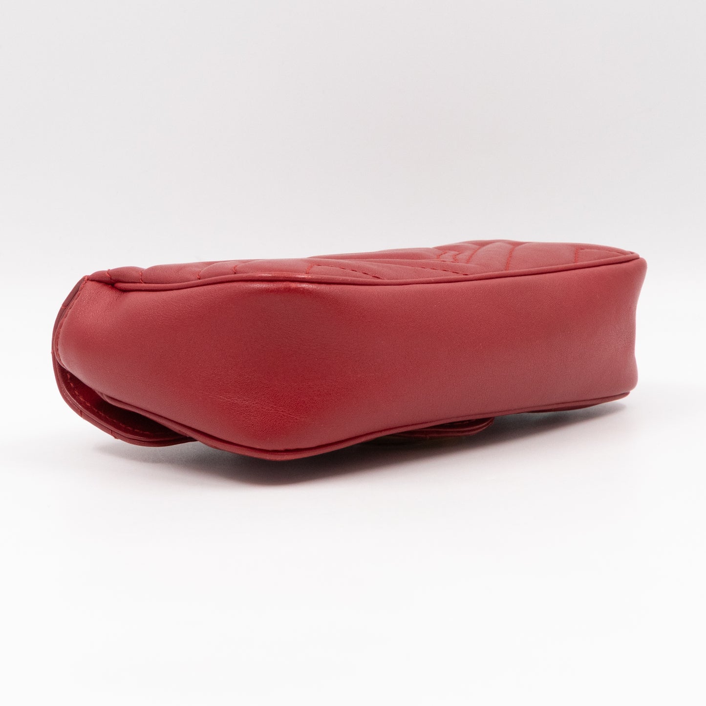 GG Marmont Flap Matelassé Super Mini Red Leather