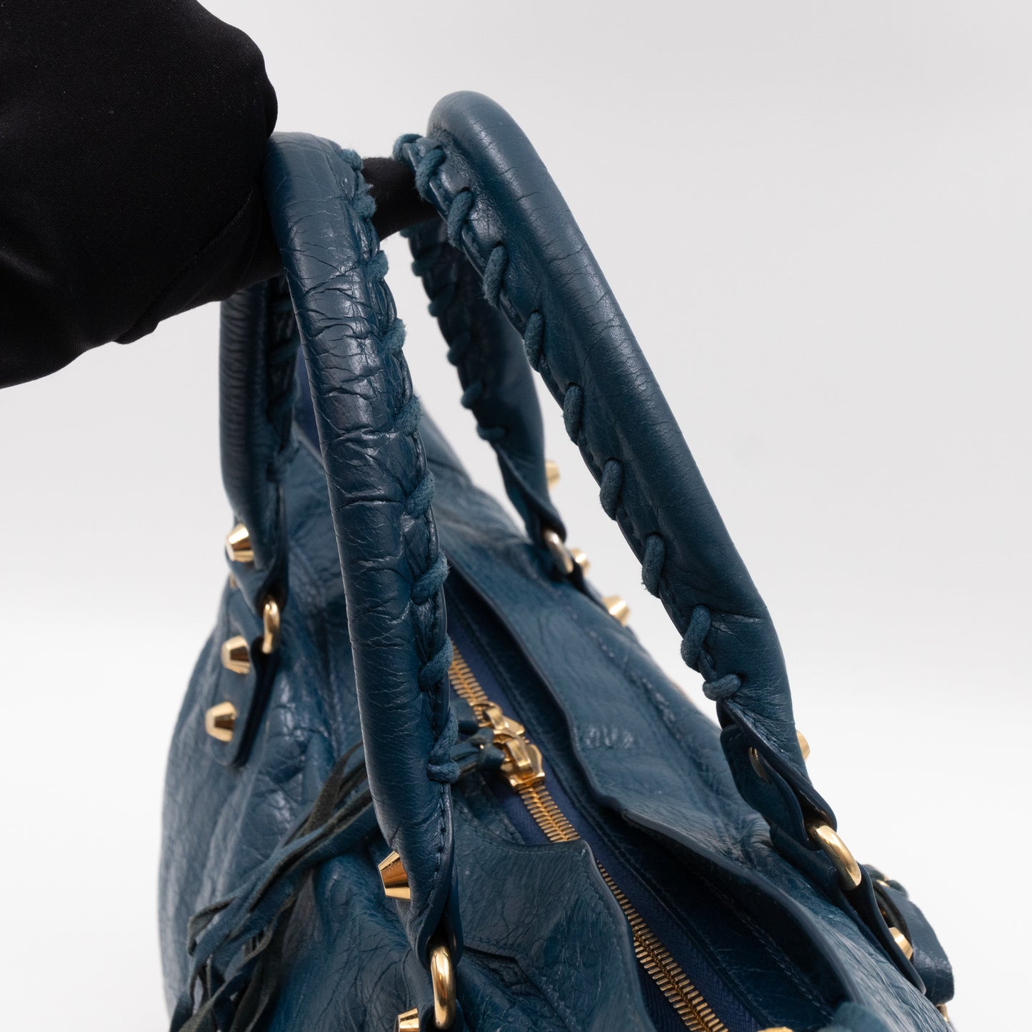 Classic City Blue Profond Leather