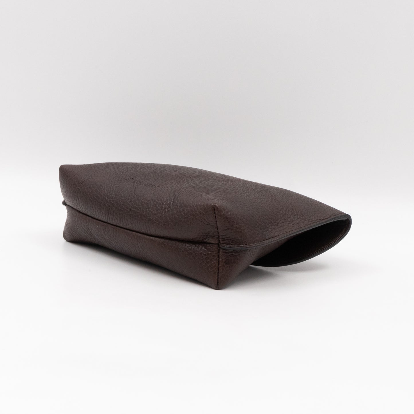 Classic Darley Small Cosmetic Pouch Chocolate Leather