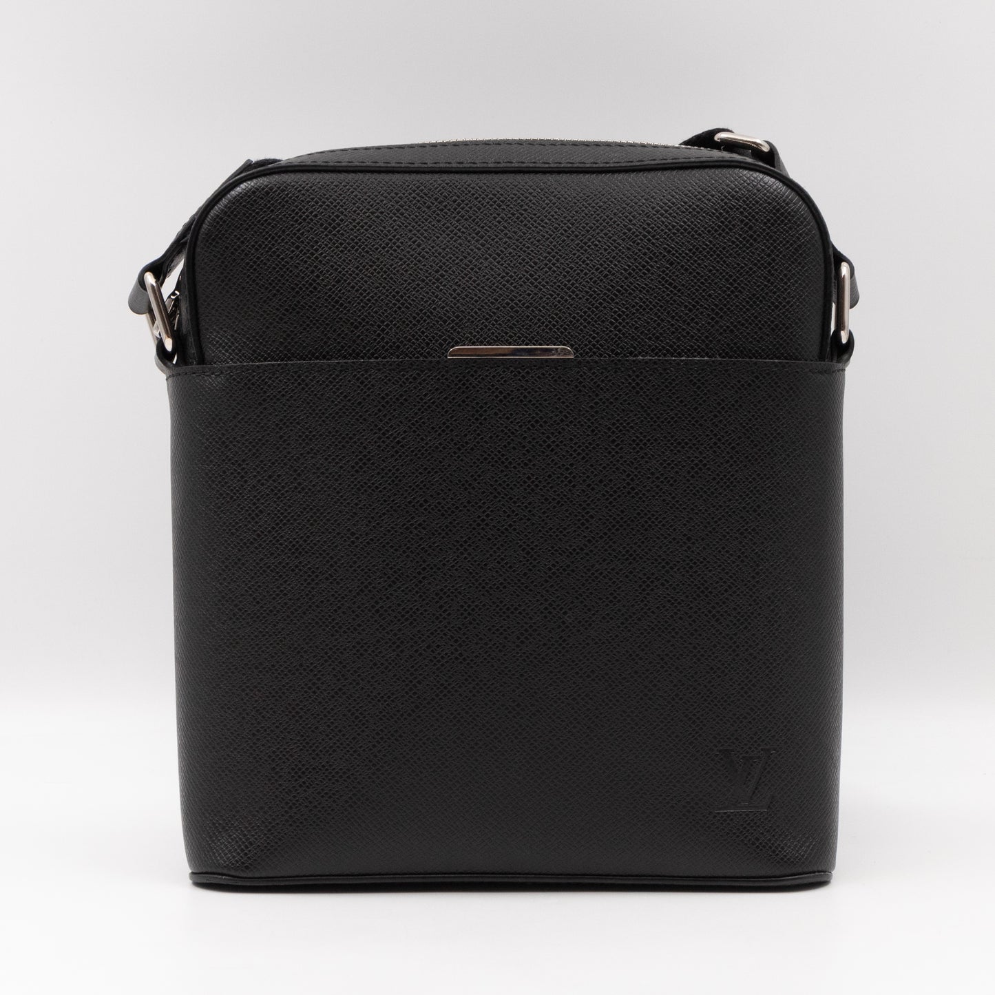 Anton Pochette Black Taiga Leather