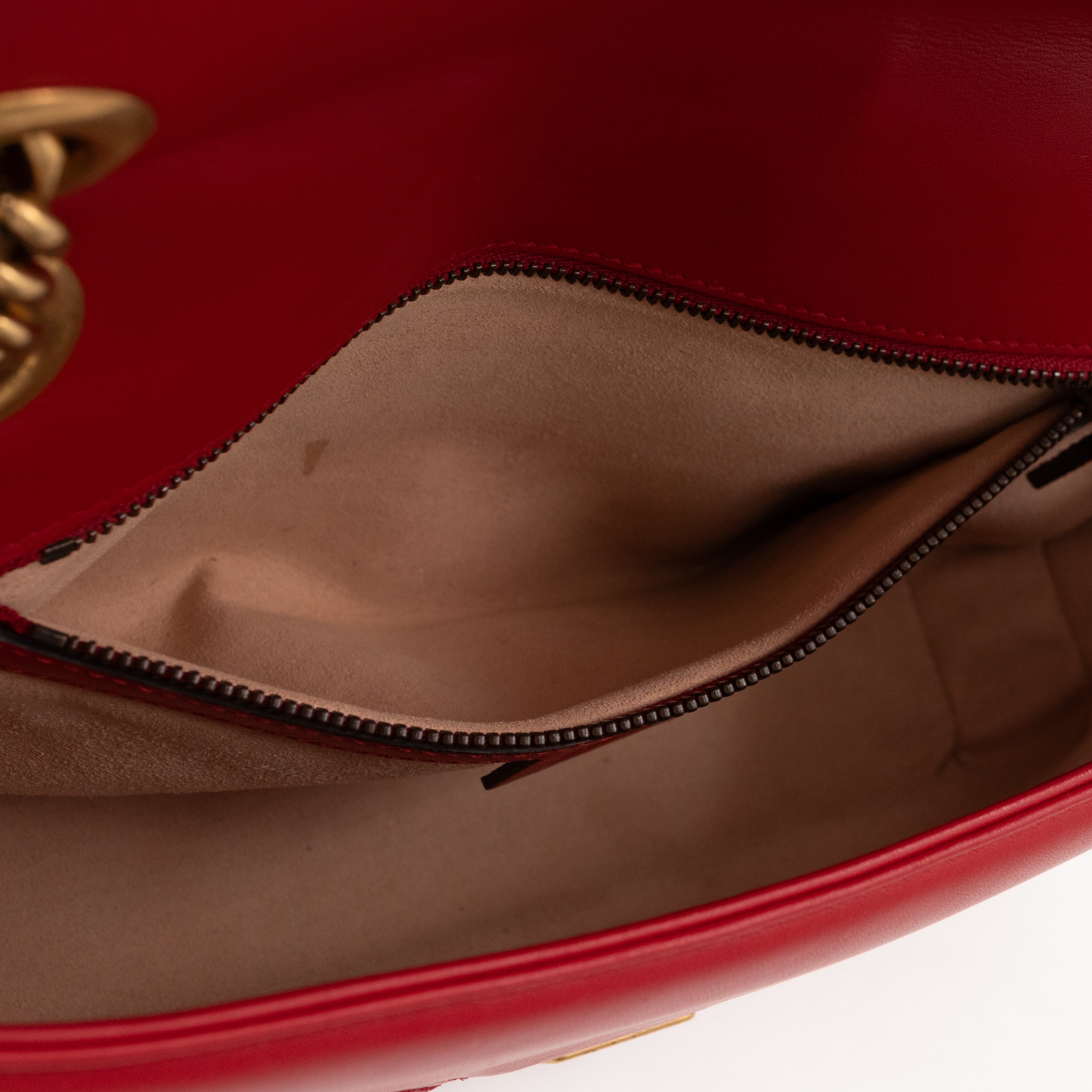 GG Marmont Small Flap Bag Red Matelasse Leather