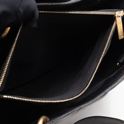 GST Grand Shopping Tote Black Caviar Gold