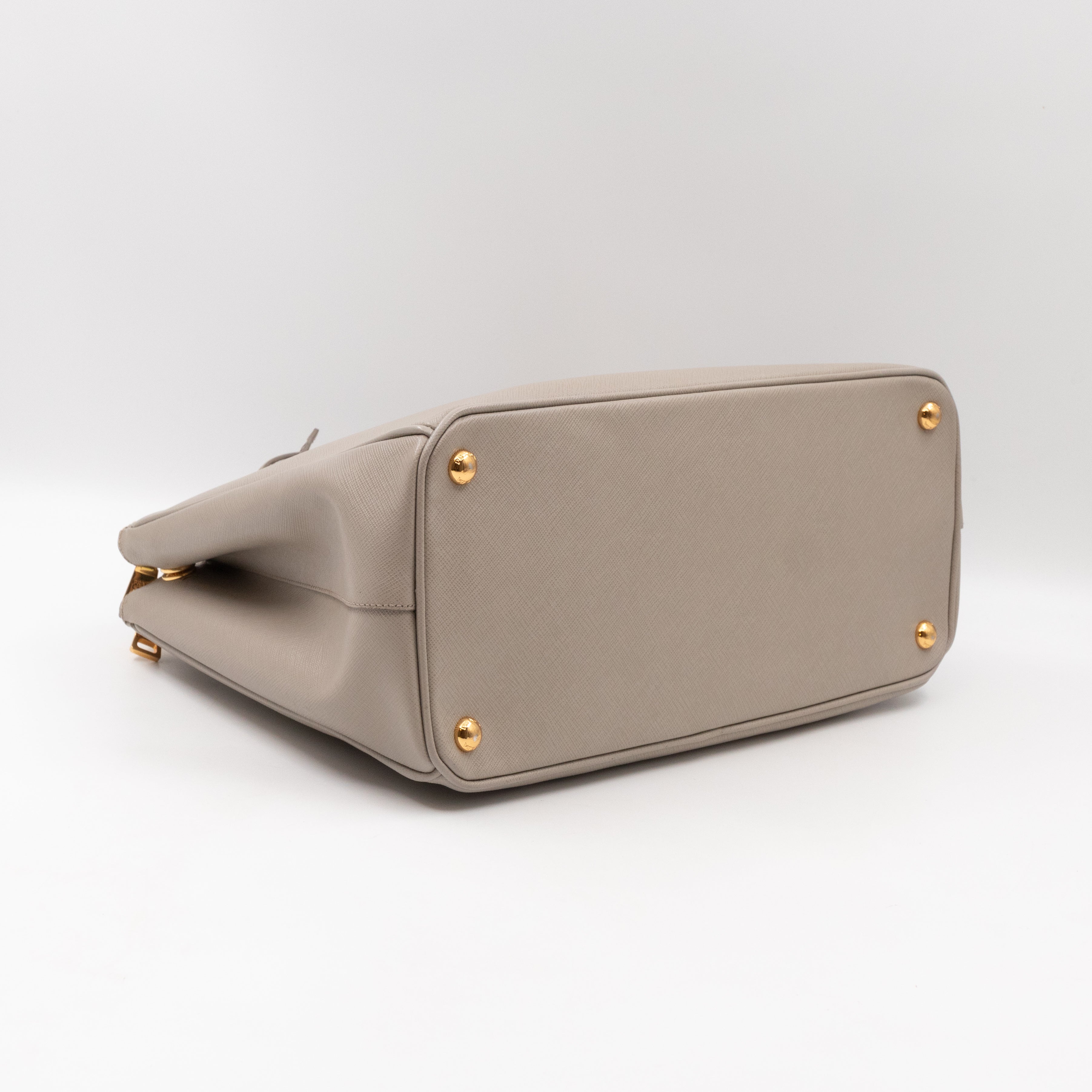 Galleria Large Double Zip Grey Taupe Saffiano Leather