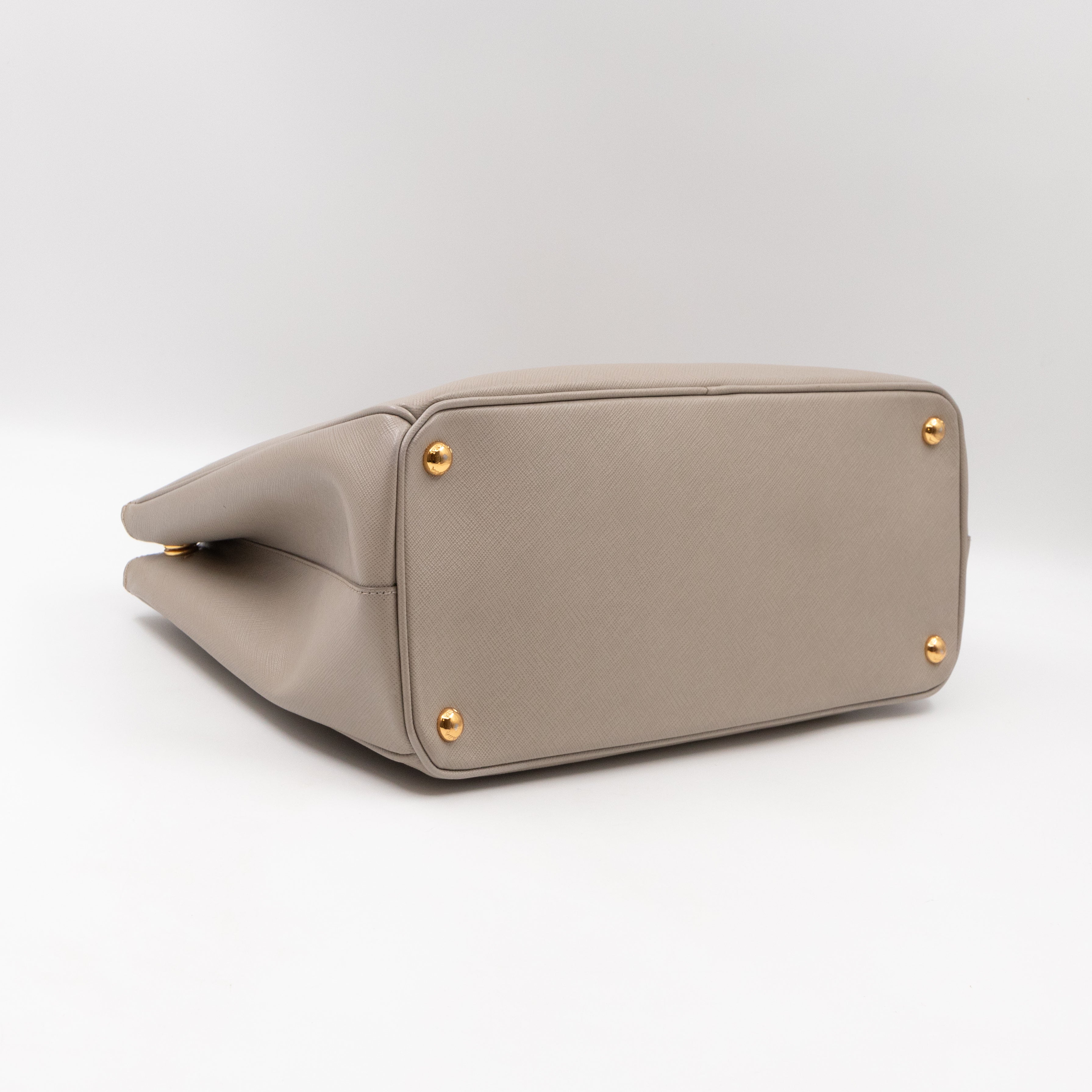 Galleria Large Double Zip Grey Taupe Saffiano Leather