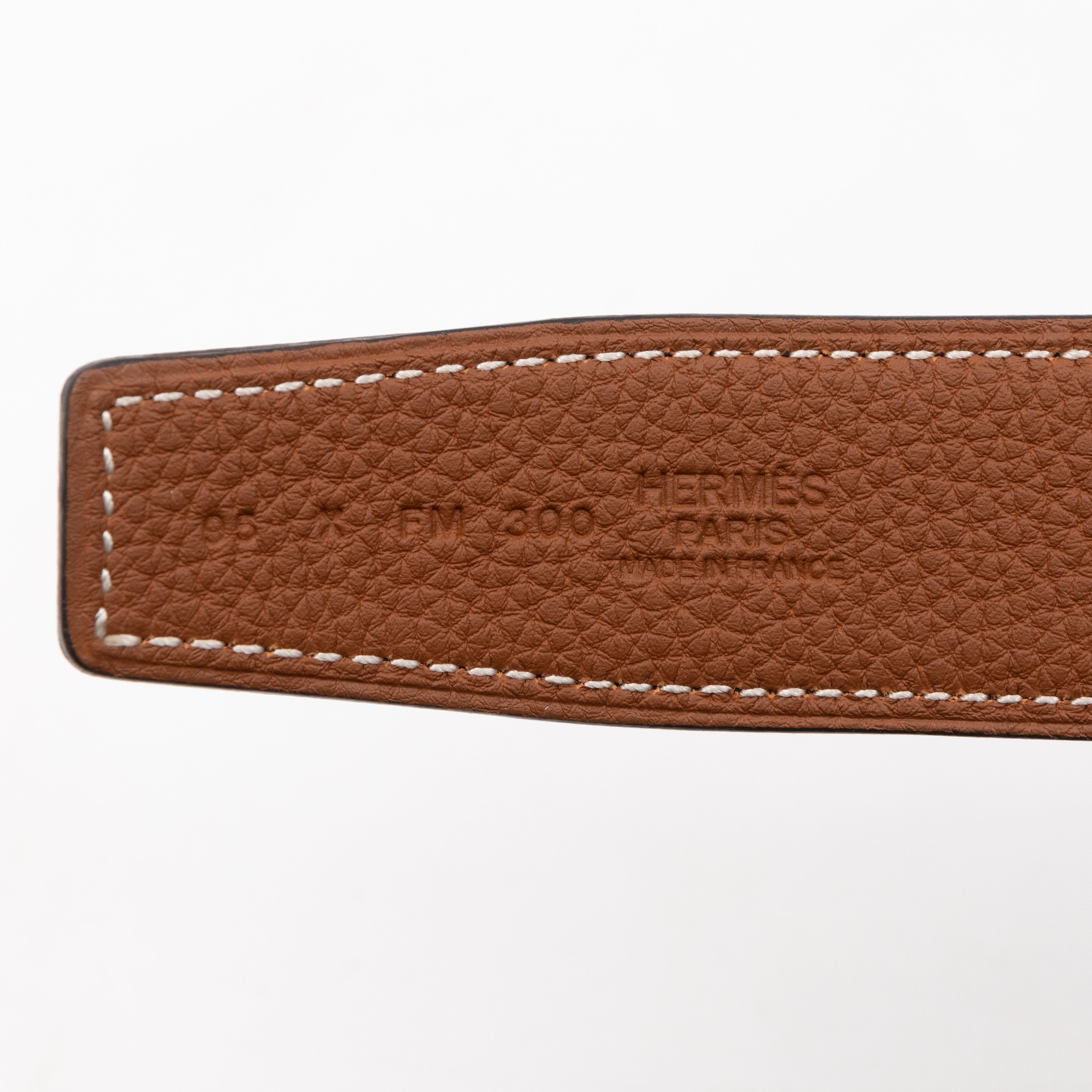 H Buckle & Reversible Gold and Black Leather Belt 95/37
