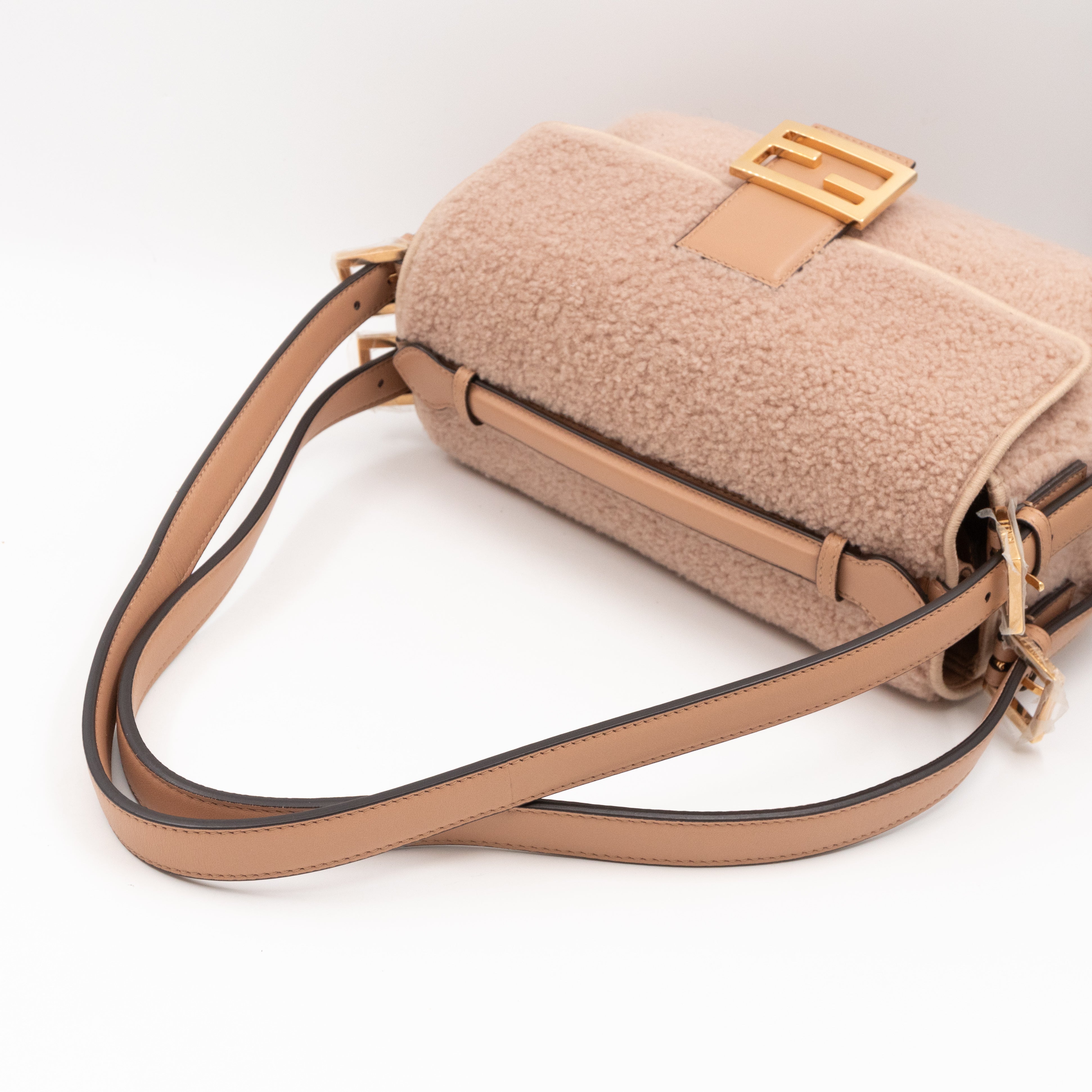 Multi Baguette Shoulder Bag Rosa Plaster Shearling