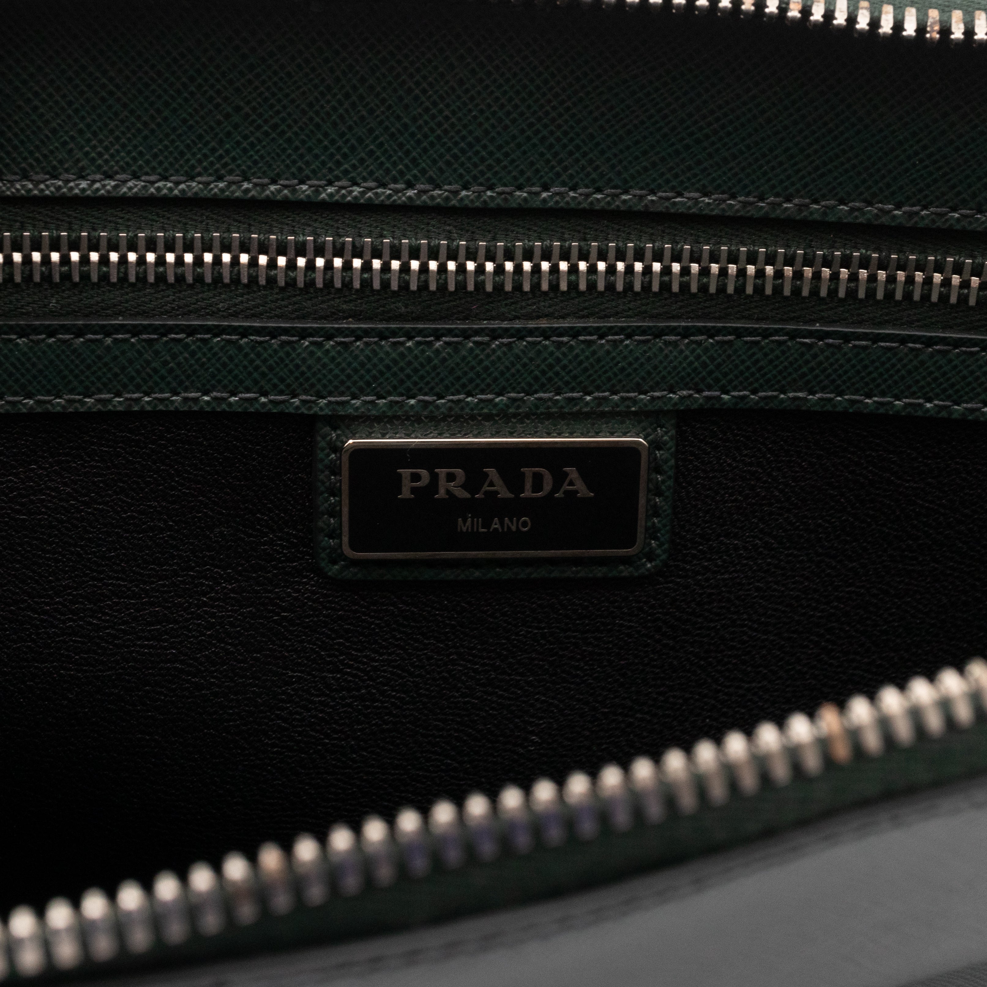 Porter Clutch Green Saffiano