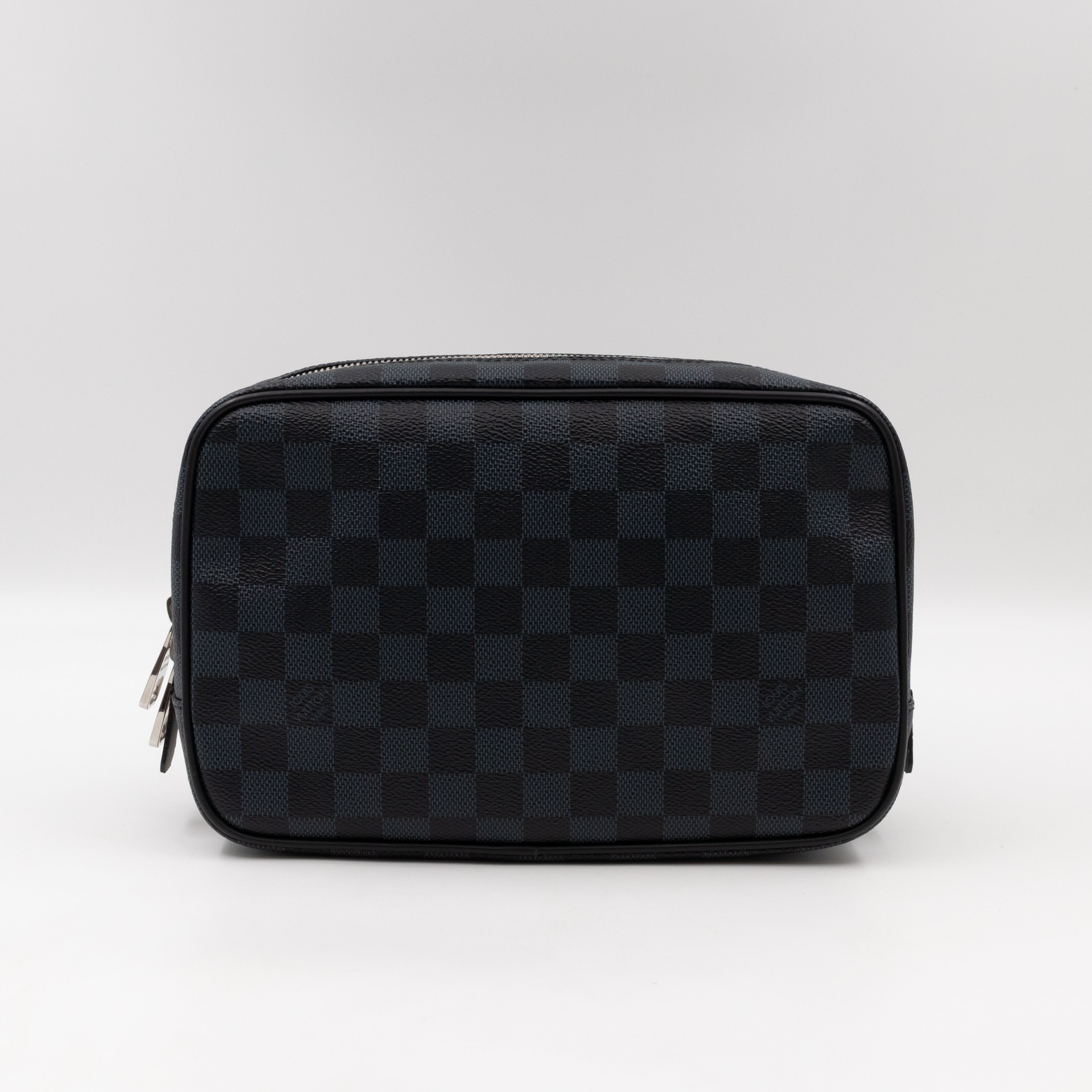 Toilet Pouch GM Damier Cobalt