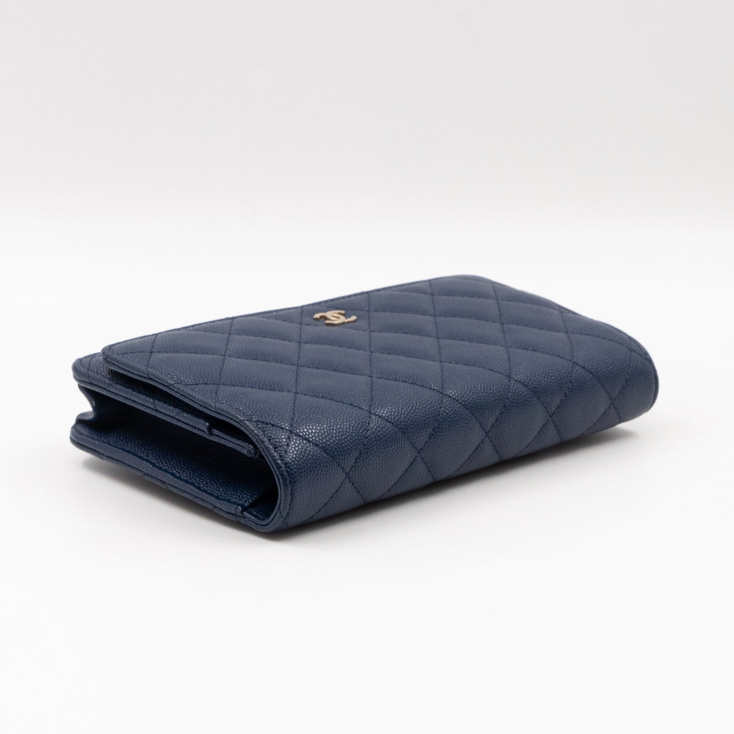 Classic Wallet On Chain Navy Blue Caviar Light Gold