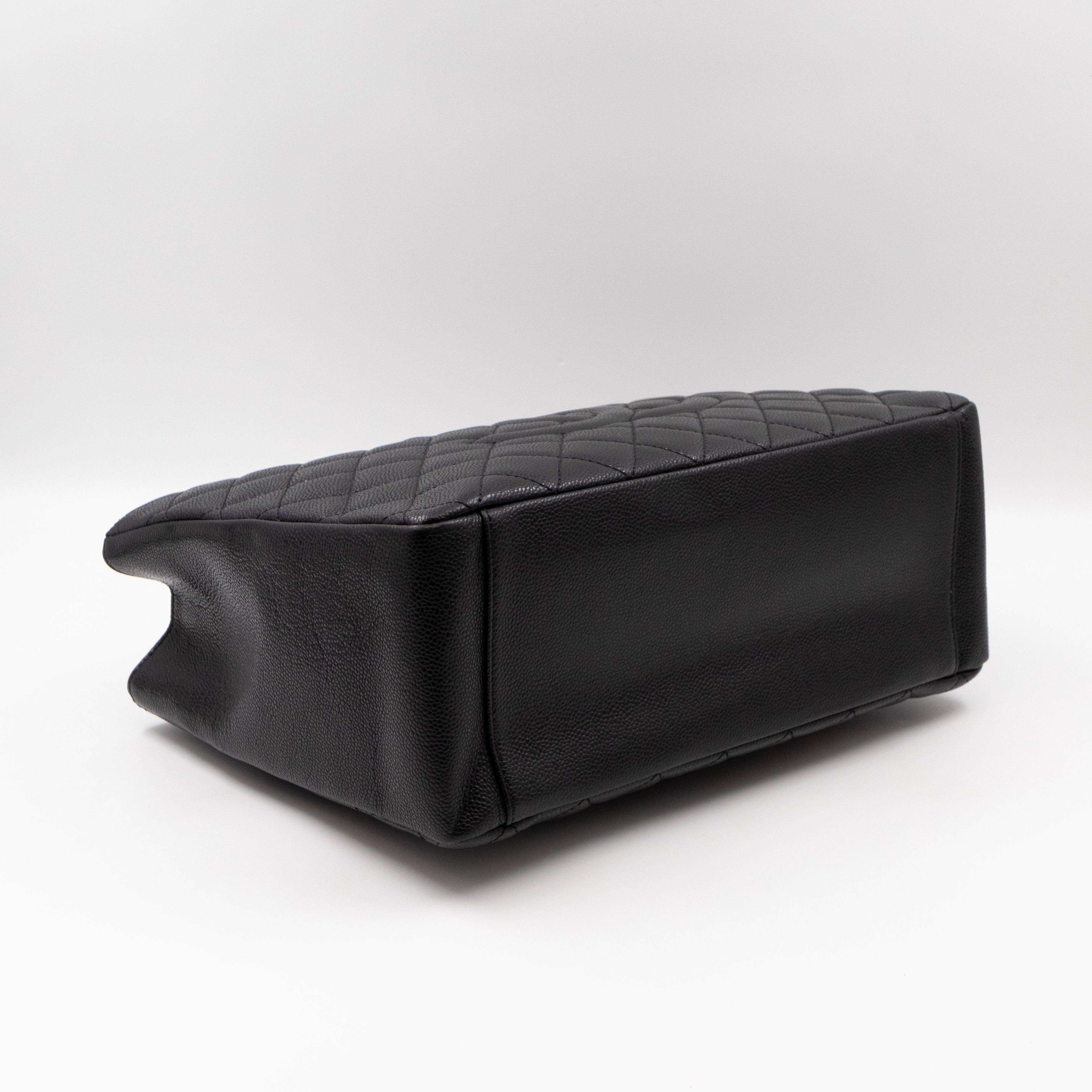 GST Grand Shopping Tote Black Caviar Gold